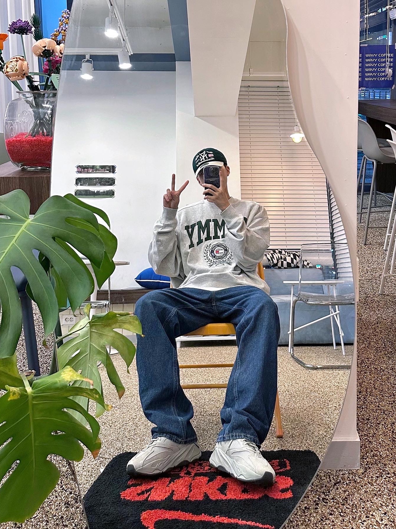 Thisisneverthat x New Era x MLB New York Yankees Unstructured 2-Tone Ball Cap Dark Green, Adidas Yeezy Boost 700 Salt 2023 착용 스타일 - 1