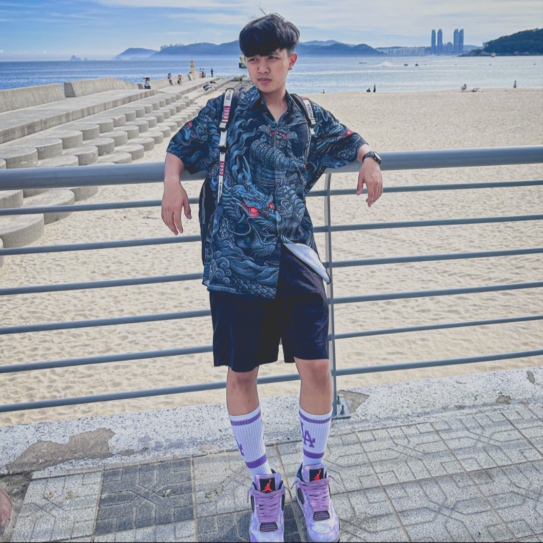 Casio G-Shock GA-2100-1A, Jordan 4 Retro SE Amethyst Wave 착용 스타일