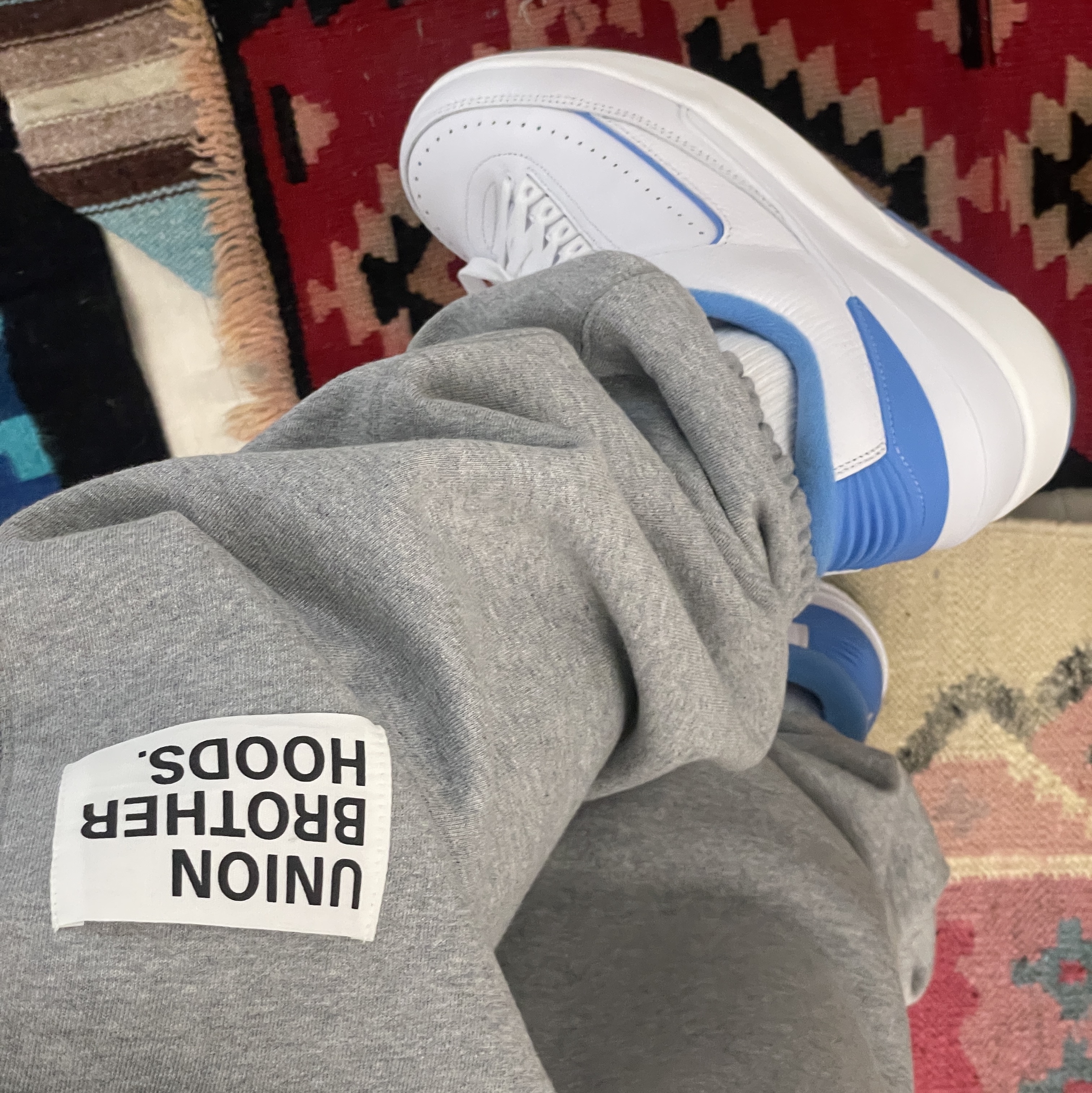 Jordan 2 Retro Low University Blue 착용 스타일 - 4