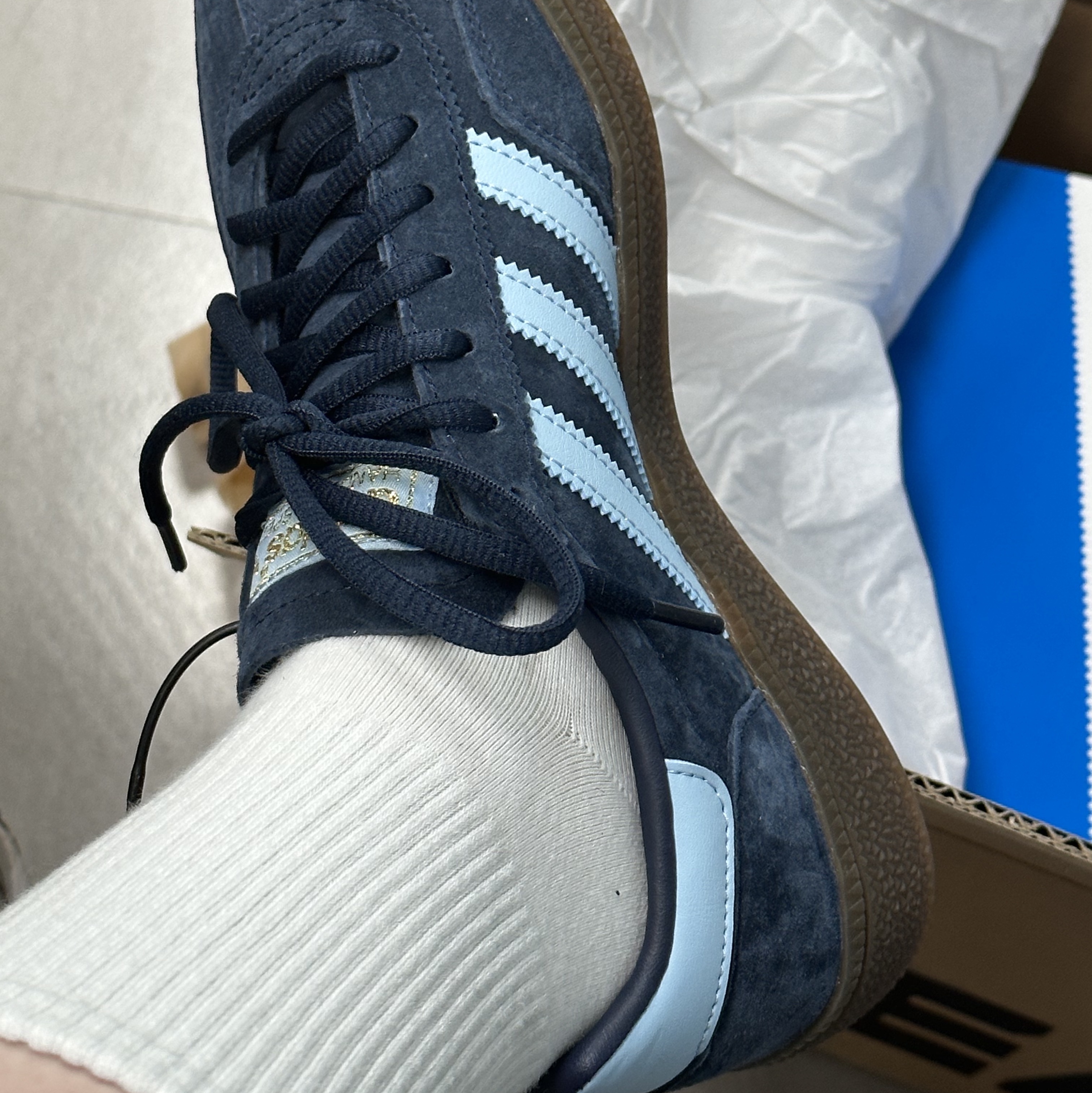 Adidas Spezial Handball Collegiate Navy 착용 스타일