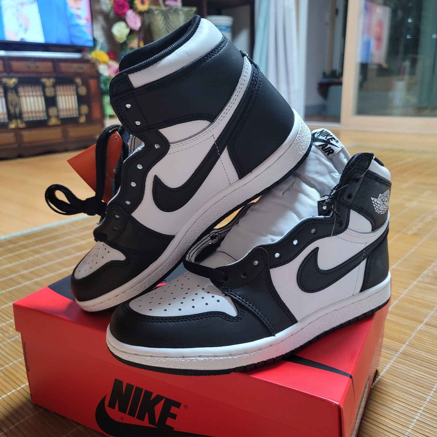 Jordan 1 High 85 Black White 착용 스타일 - 1
