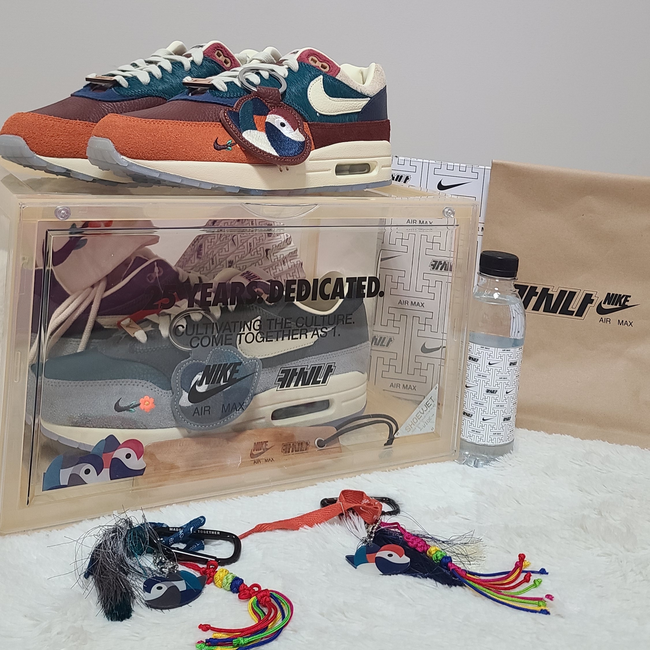 Nike x Kasina Air Max 1 SP Won-Ang Particle Grey, Nike x Kasina Air Max 1 SP Won-Ang Orange 착용 스타일 - 1