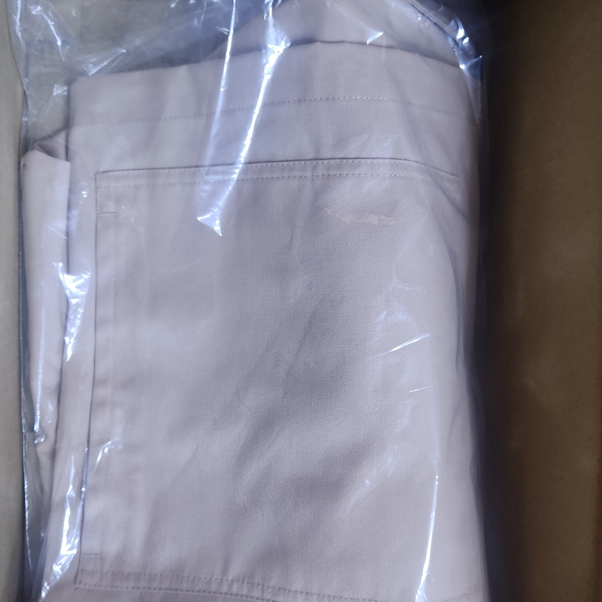 Jordan x J Balvin Woven Jacket Bio Beige (FJ6135-296) 착용 스타일 - 1