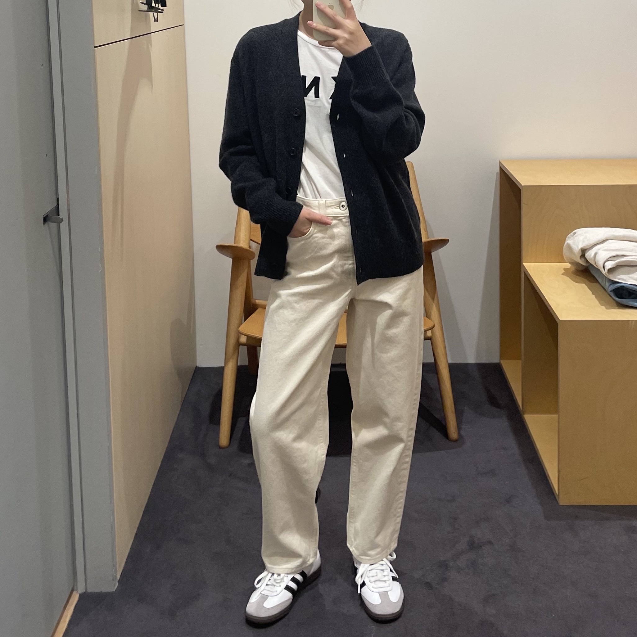 Adidas Samba OG Cloud White 착용 스타일
