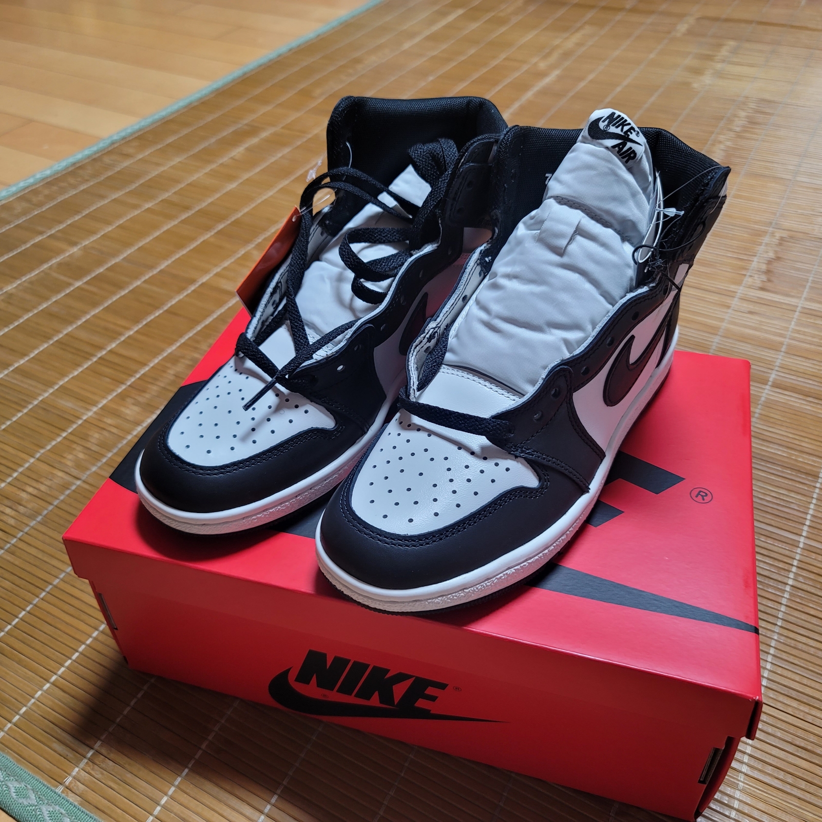 Jordan 1 High 85 Black White 착용 스타일 - 2