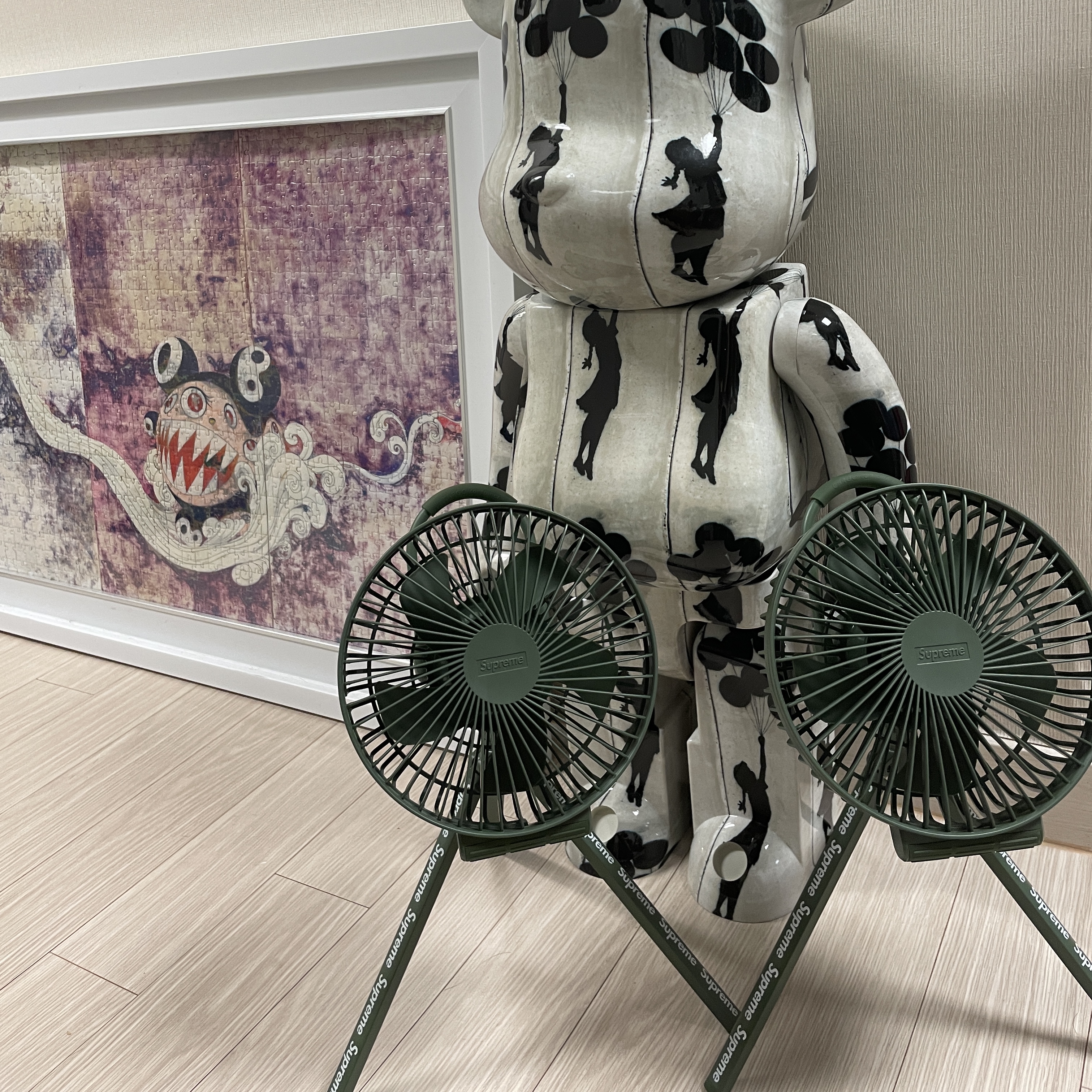 Supreme x Cargo Container Electric Fan Olive - 23FW 착용 스타일