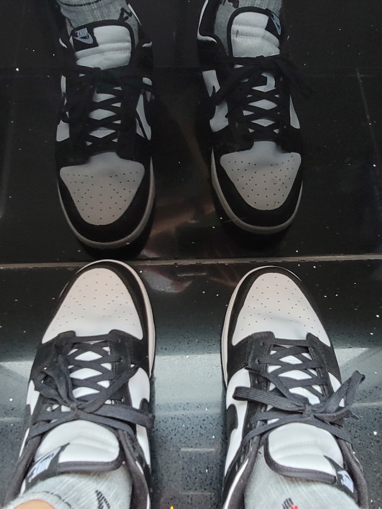 Nike Dunk Low Retro Black 착용 스타일 - 1