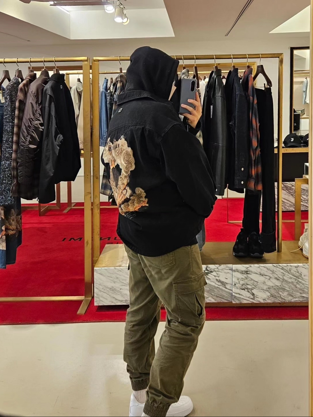 Supreme Seoul Box Logo Hooded Sweatshirt Black - 23FW, Nike x Supreme Air Force 1 Low White 착용 스타일 - 3