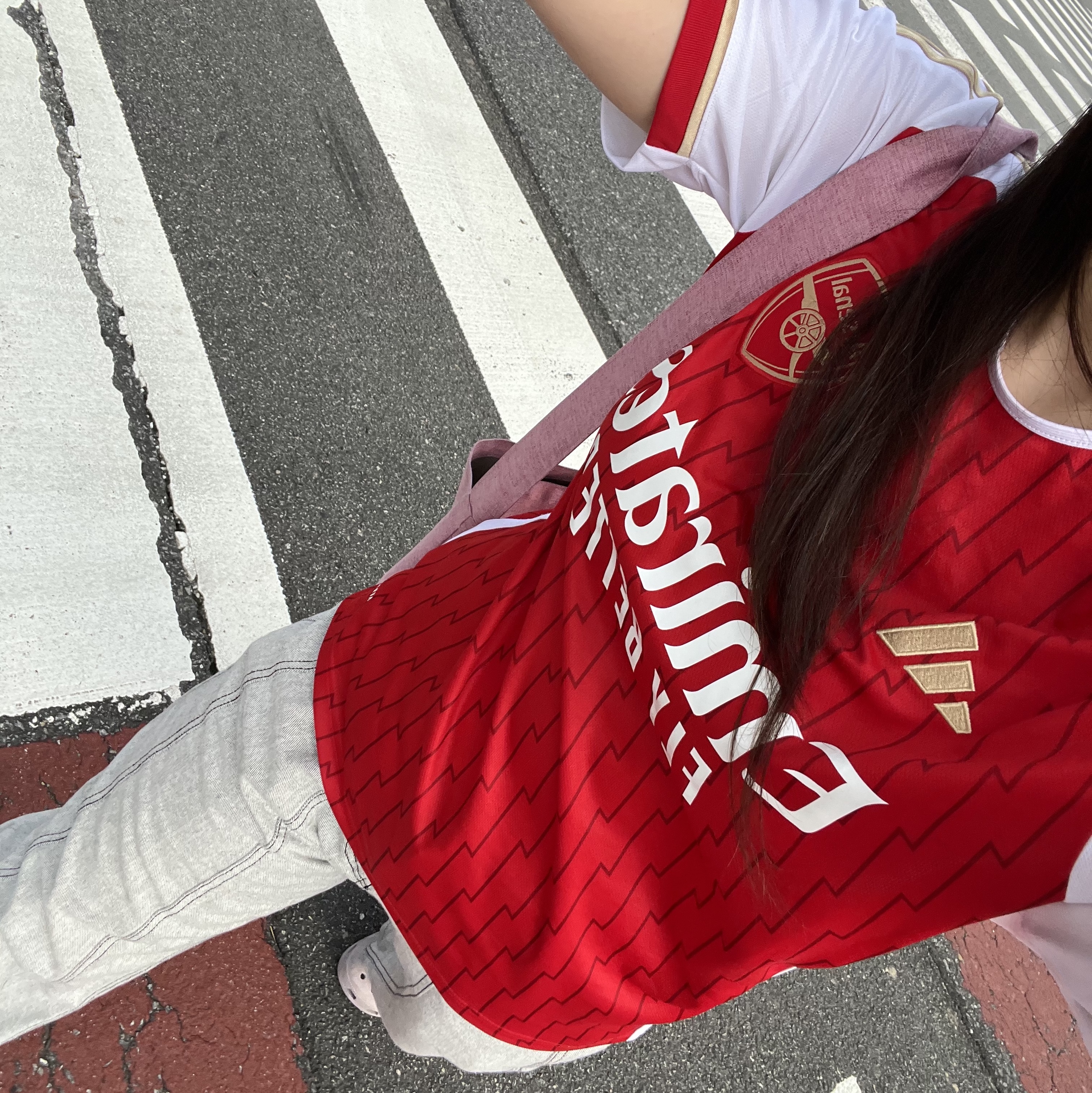 Adidas Arsenal 2023/24 Home Jersey Better Scarlet White - KR Sizing (Non Marking Ver.), Jordan 1 Mid Light Smoke Grey 착용 스타일 - 1