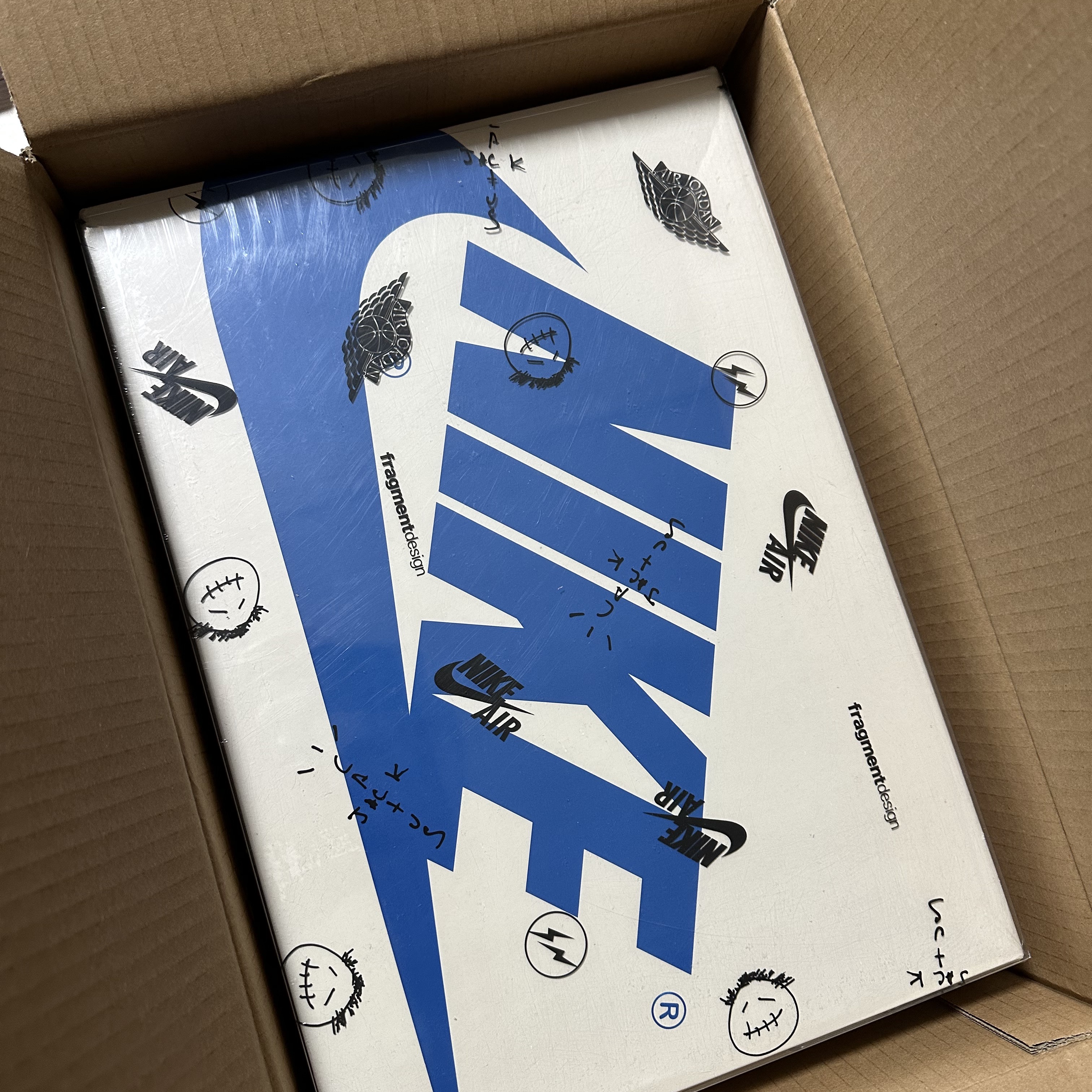 Jordan 1 x Travis Scott x Fragment Retro Low OG SP Military Blue 착용 스타일 - 1