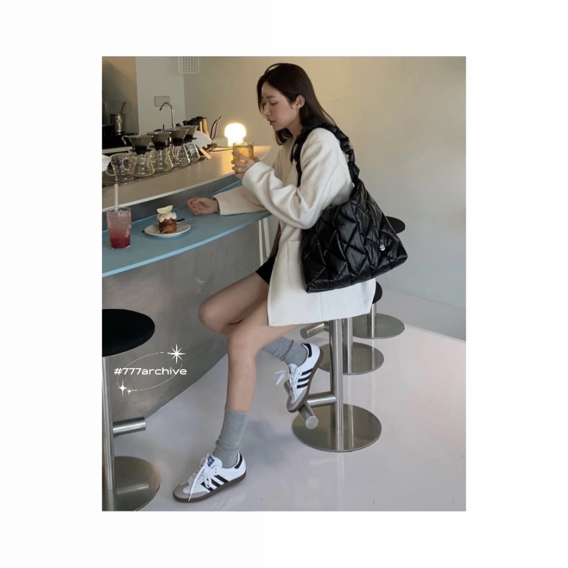 Adidas Samba OG Cloud White 착용 스타일 - 2