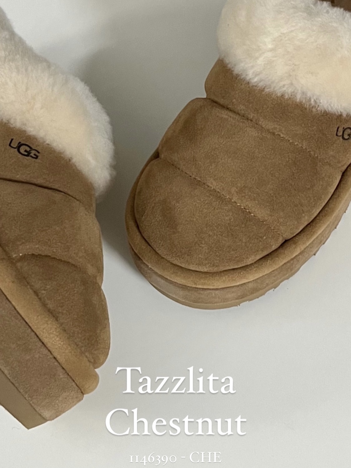 (W) UGG Tazzlita Chestnut, (W) UGG Ultra Mini Platform Hi Shine Silver 착용 스타일 - 3