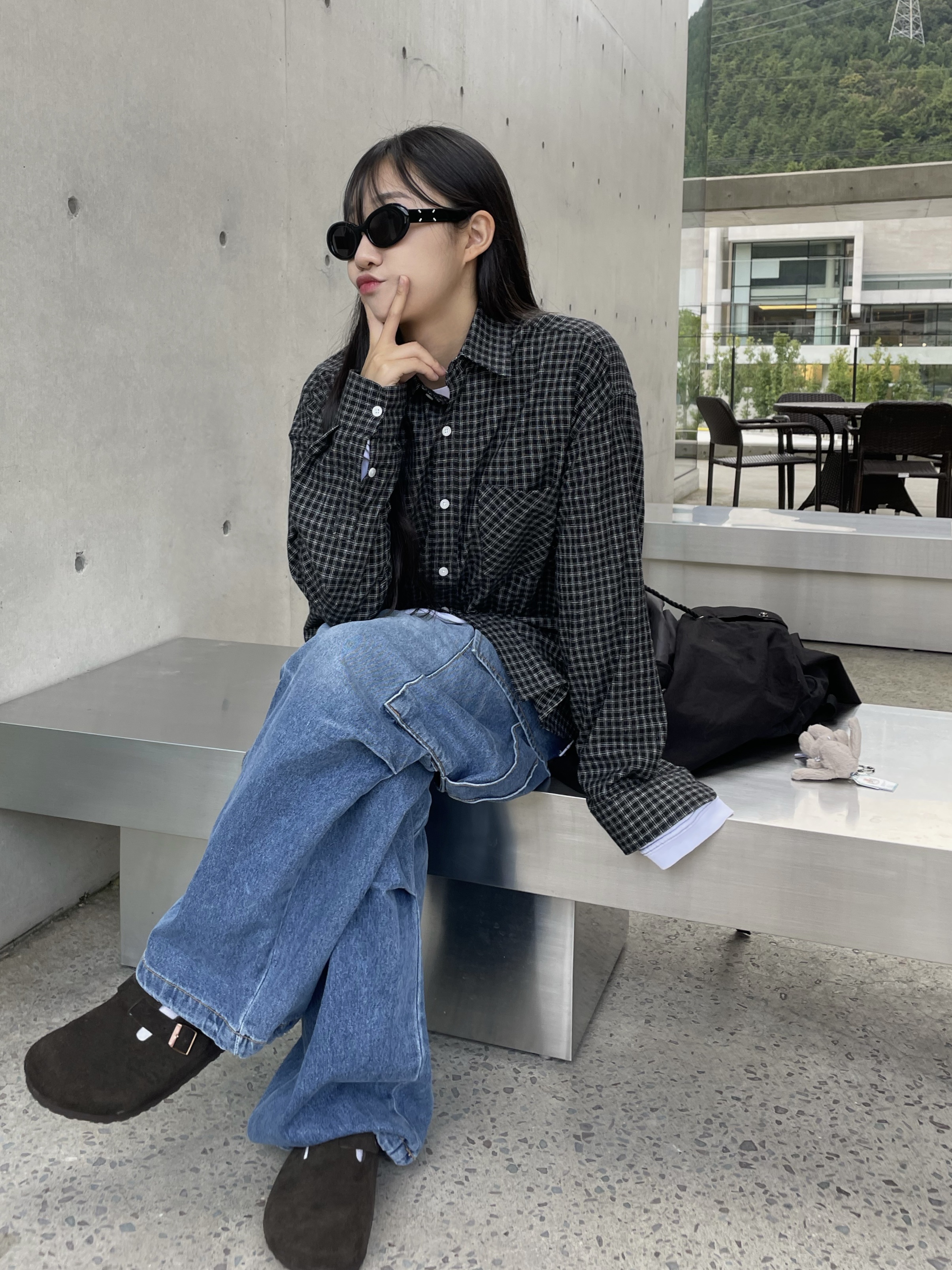 Birkenstock Boston Soft Footbed Mocha - Regular, Gentle Monster x Maison Margiela MM005 Black Black 착용 스타일 - 2