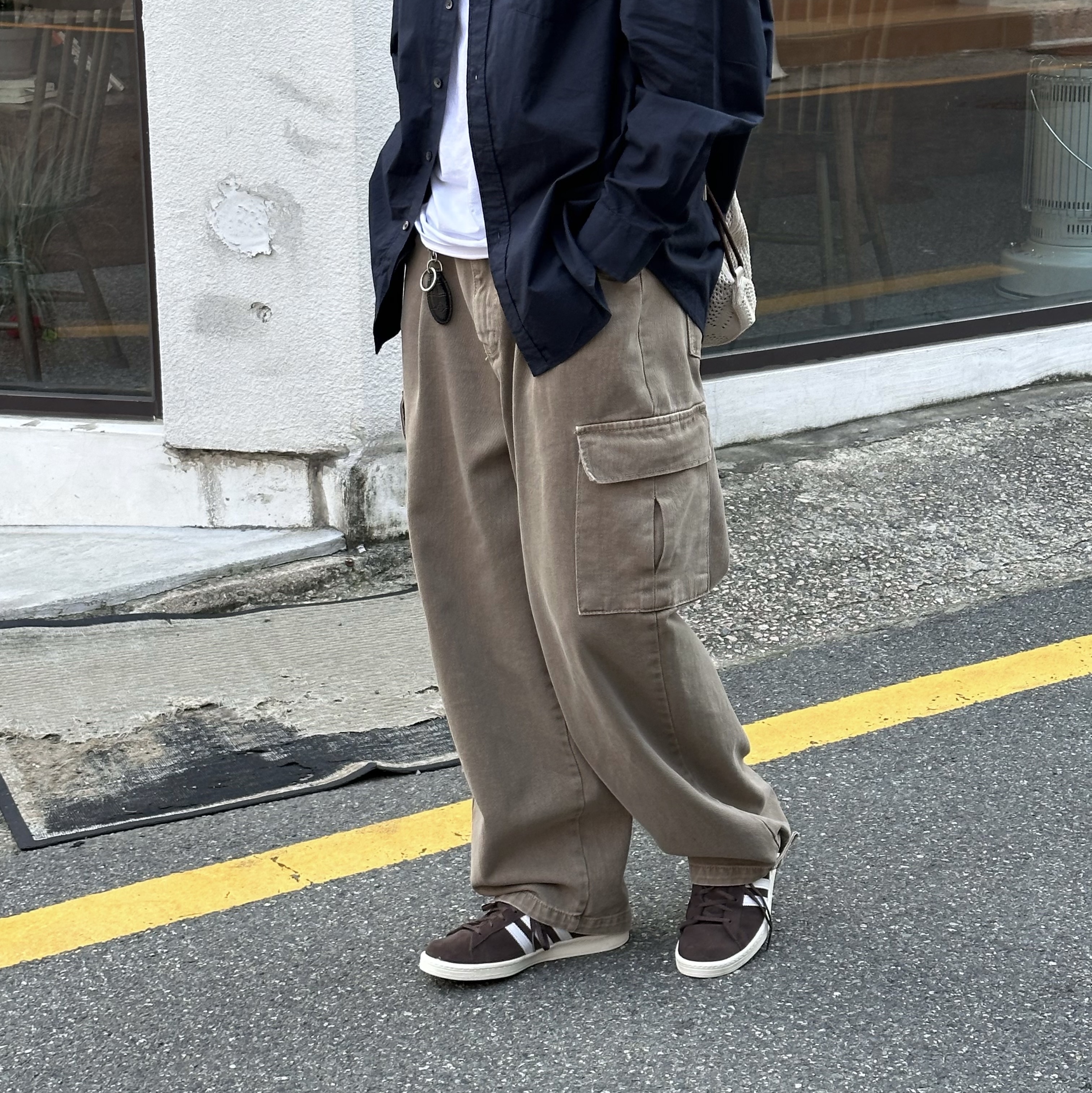 Adidas x BAPE Campus 80s Brown 착용 스타일 - 2