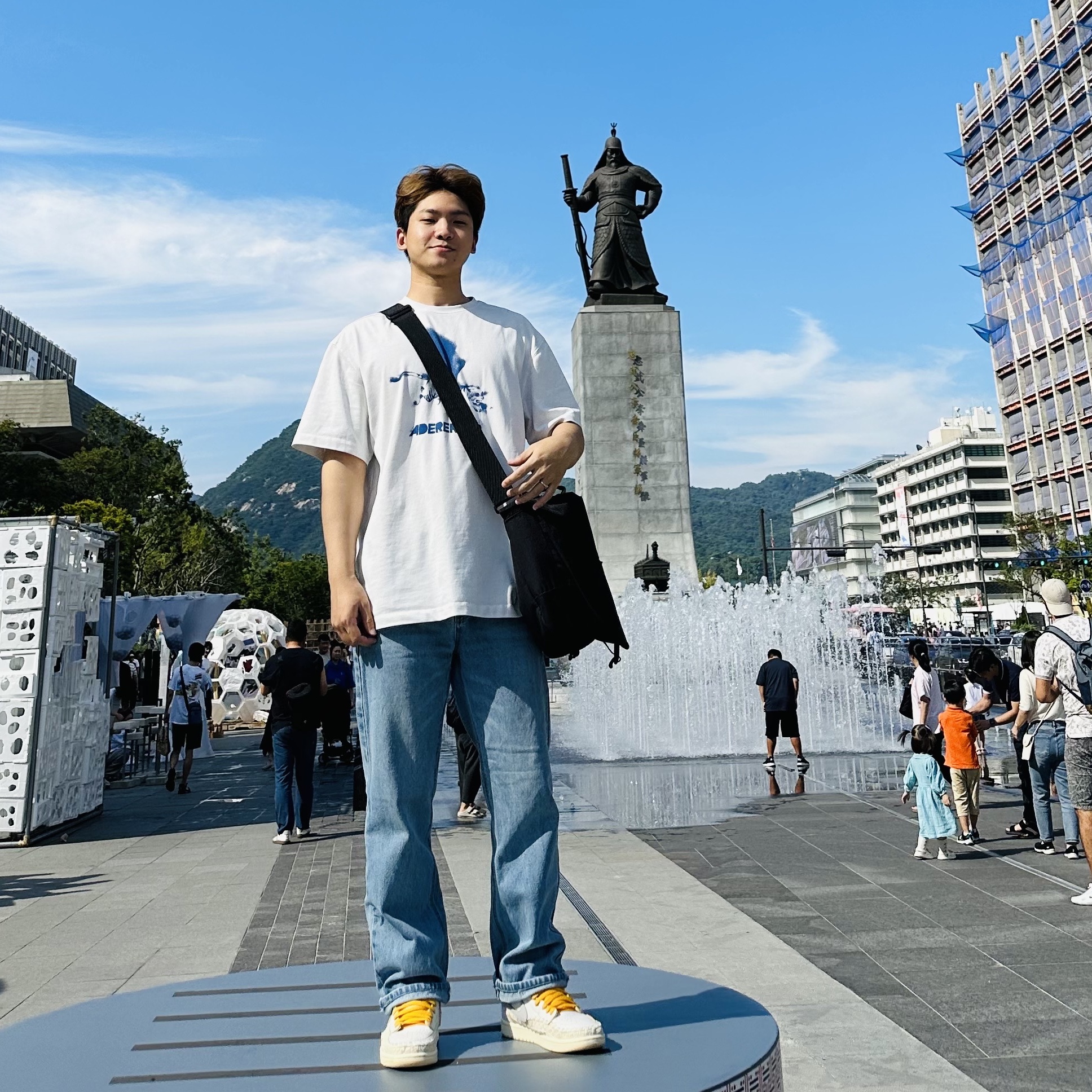 Ader Error Aiger T-Shirt Off White, Jordan 1 x Bephies Beauty Supply x Union Retro High OG SP Summer '96 착용 스타일