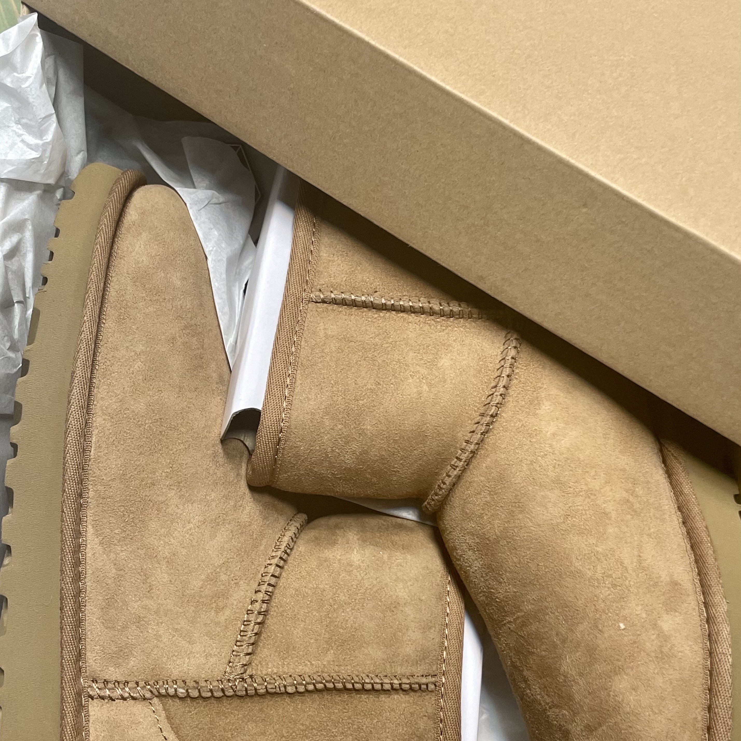 (W) UGG Classic Mini II Boots Chestnut 착용 스타일