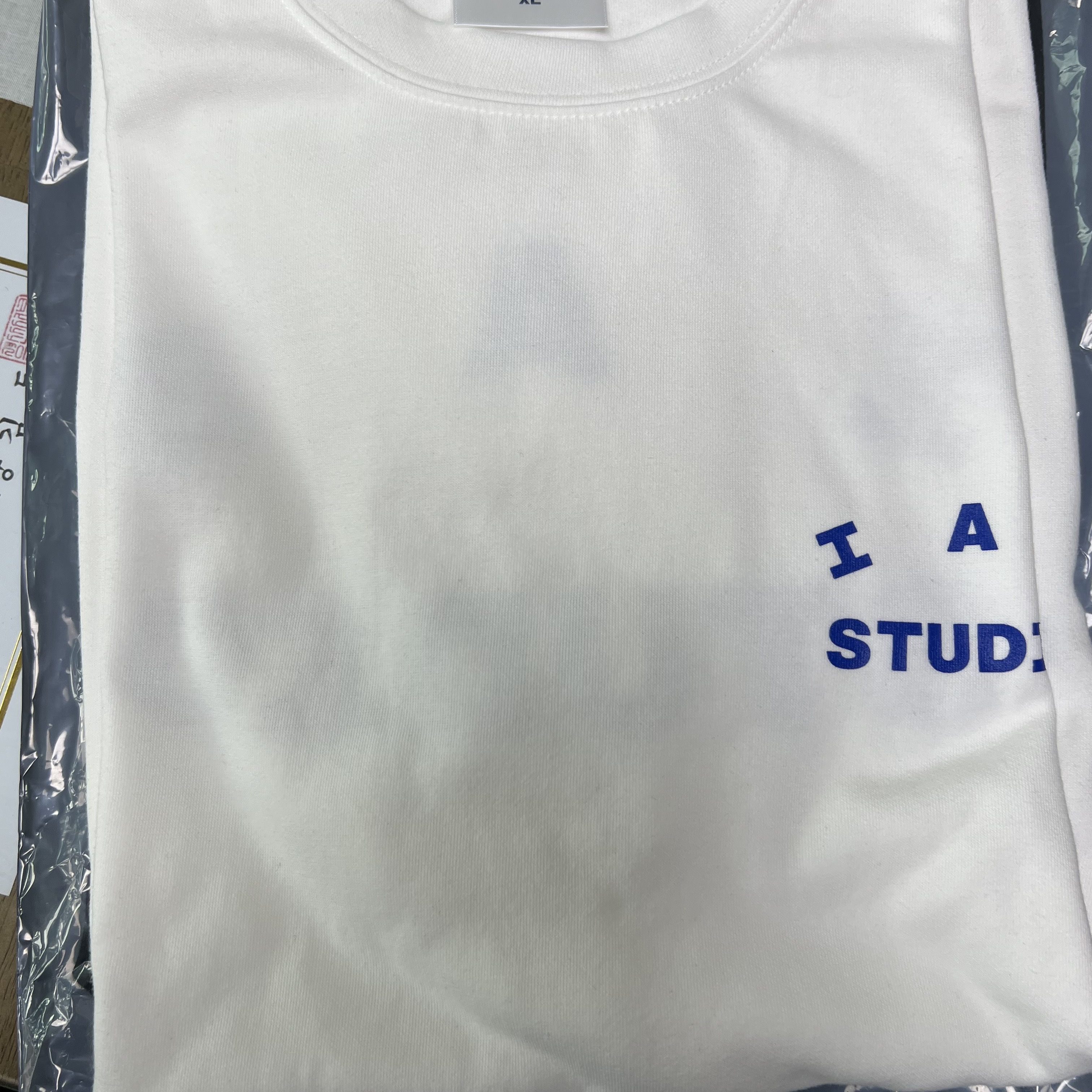 IAB Studio 10th Anniversary T-Shirt White 착용 스타일
