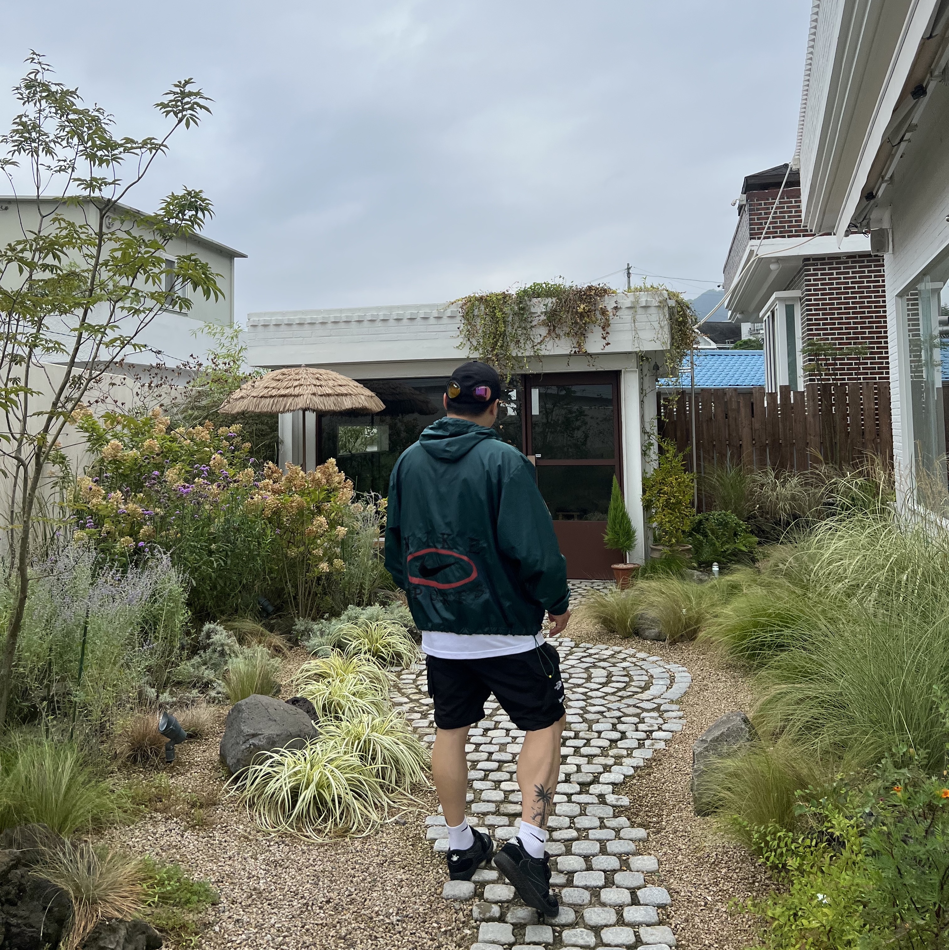 Nike x Cactus Plant Flea Market Anorak Teal, Palace x C.P. Company Goggle P-Cap Black - 22FW 착용 스타일