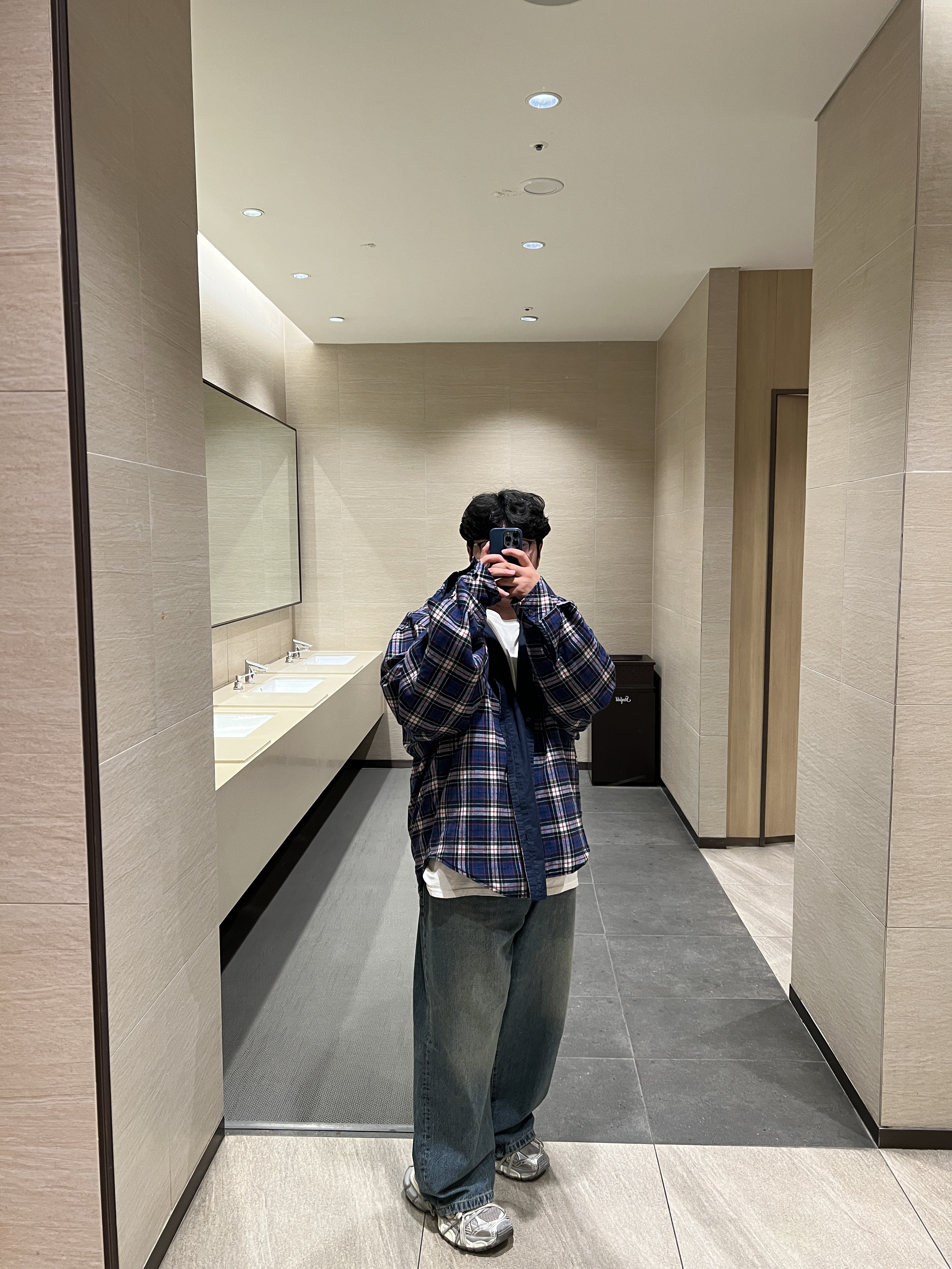 Project G/R Reversible Hoodie Check Shirts Navy, Balenciaga 3XL Sneakers Light Beige ์ฐฉ์ฉ ์คํ์ผ - 3