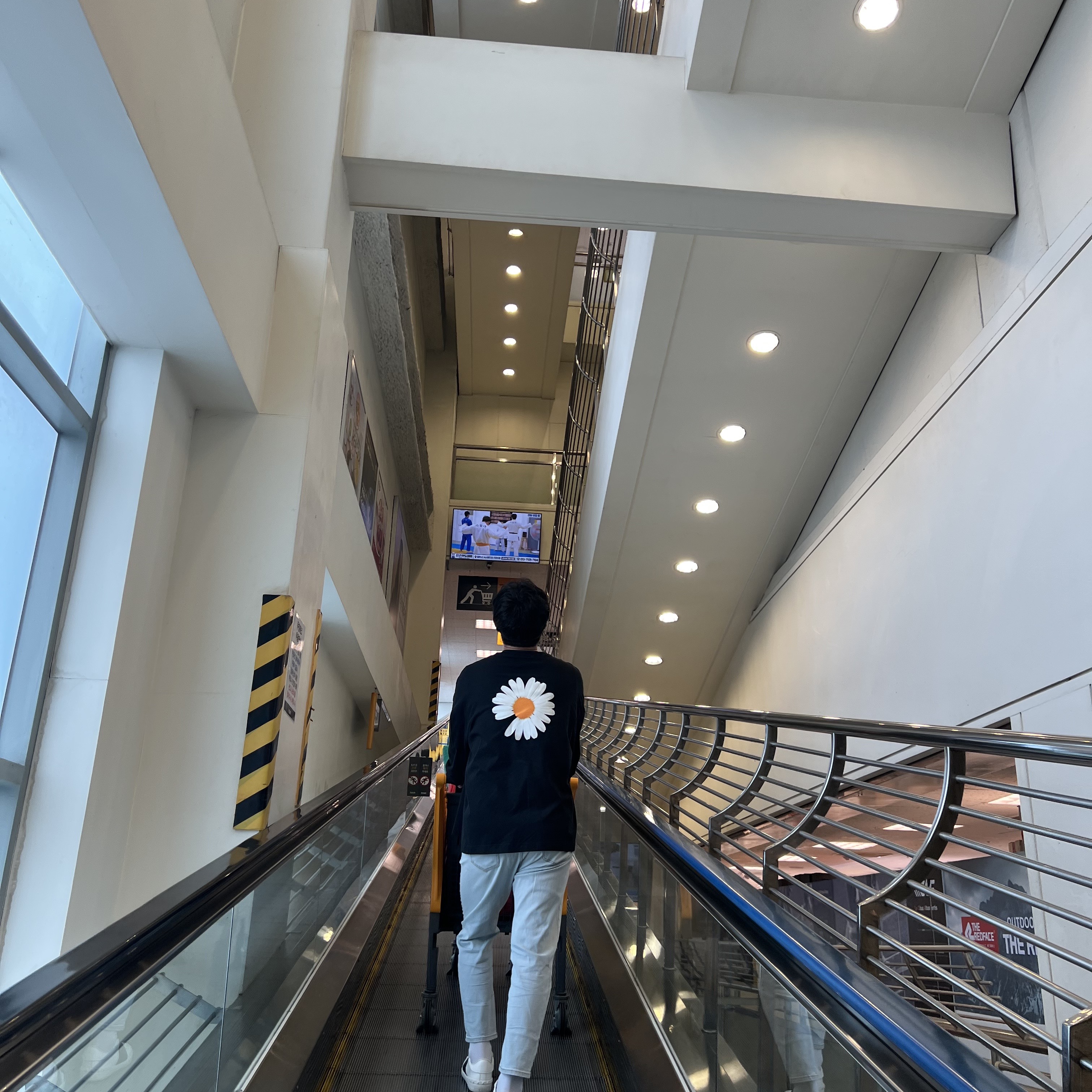 Nike x Peaceminusone LS T-Shirt Black (DR0098-010) 착용 스타일