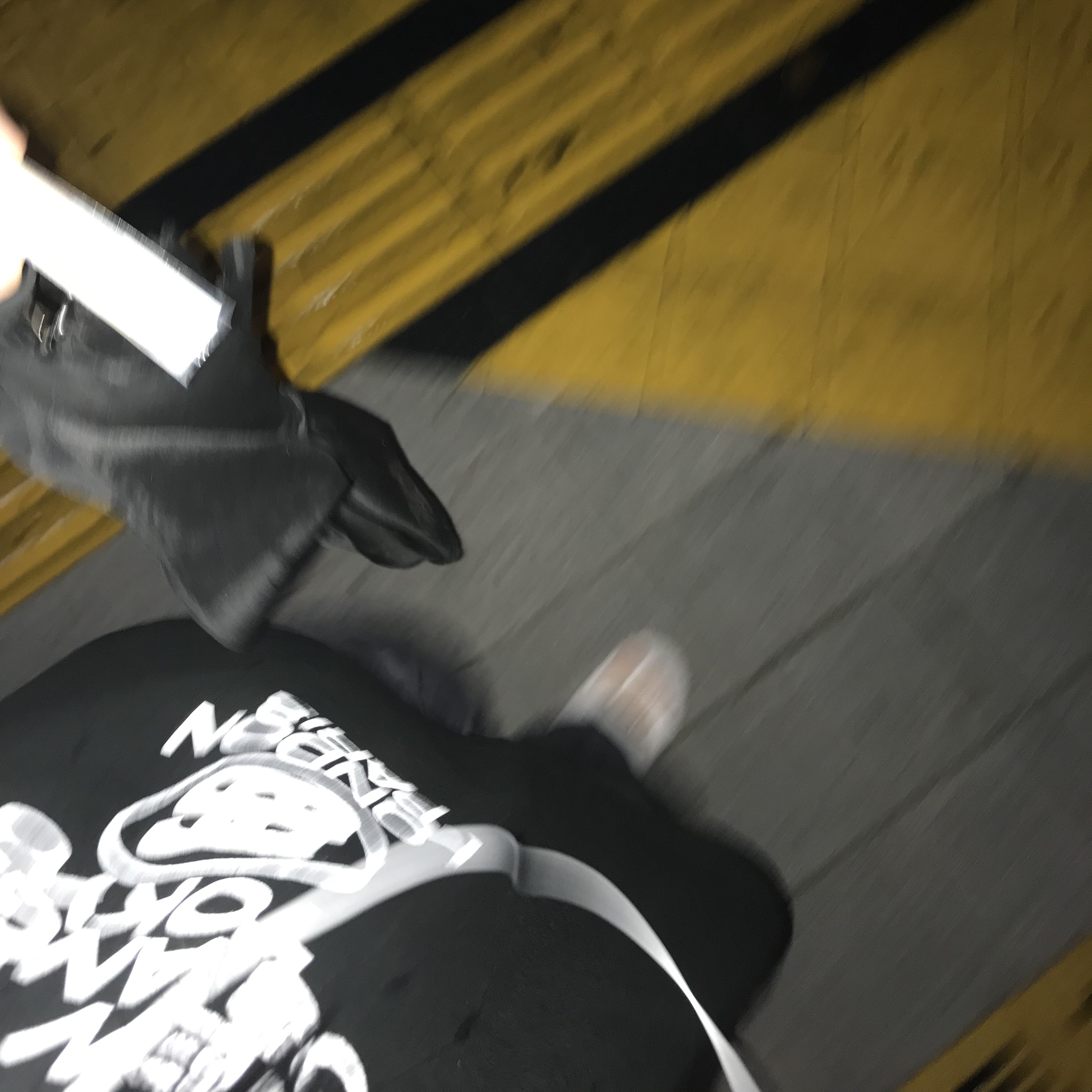 Stussy World Tour T-Shirt Black 착용 스타일 - 2