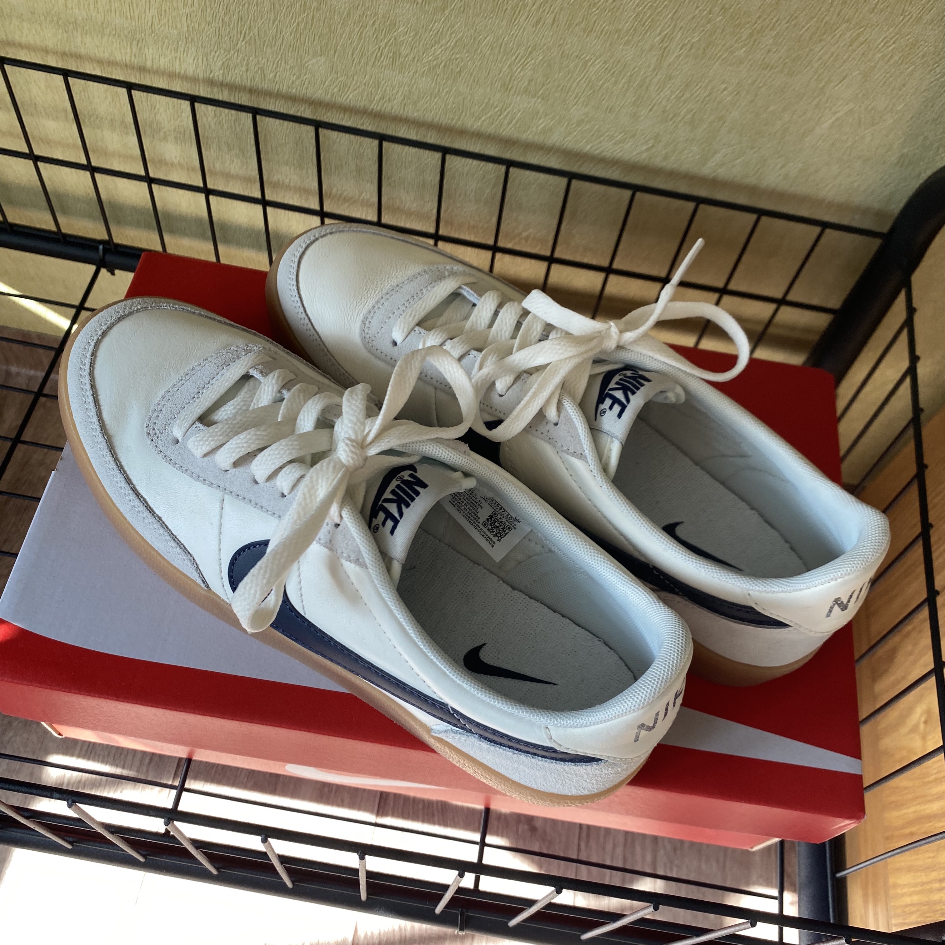 Nike x J.Crew Killshot 2 Sail Midnight Navy 착용 스타일 - 1