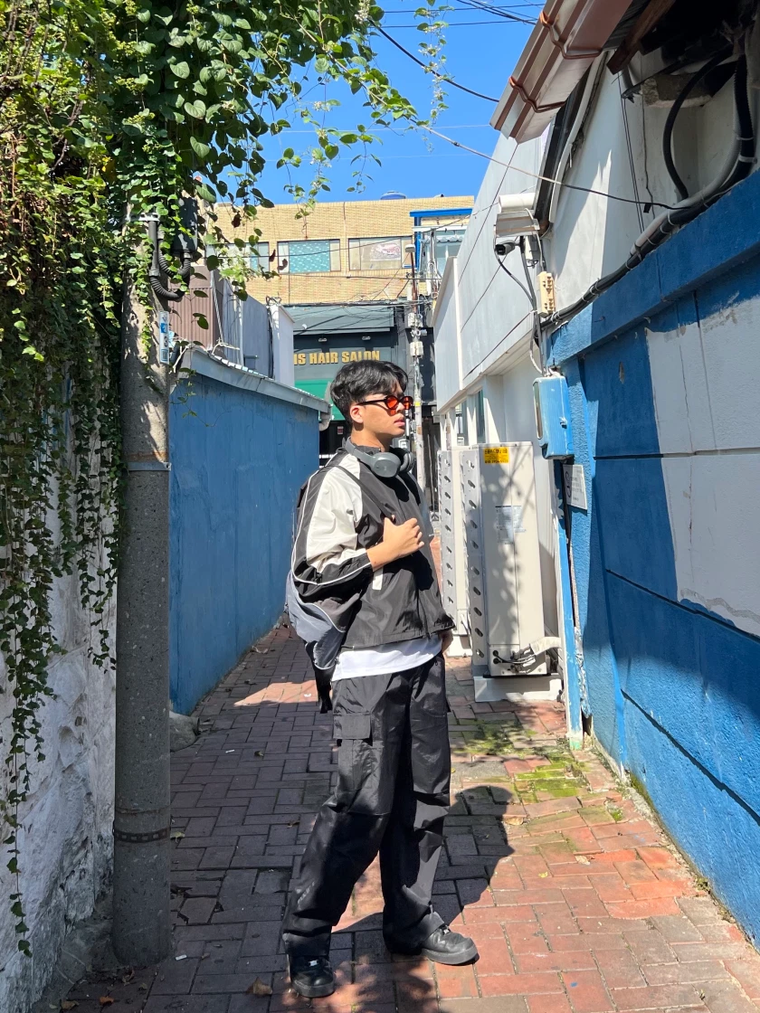 검정포스로 코디해봤습니다. | KREAM