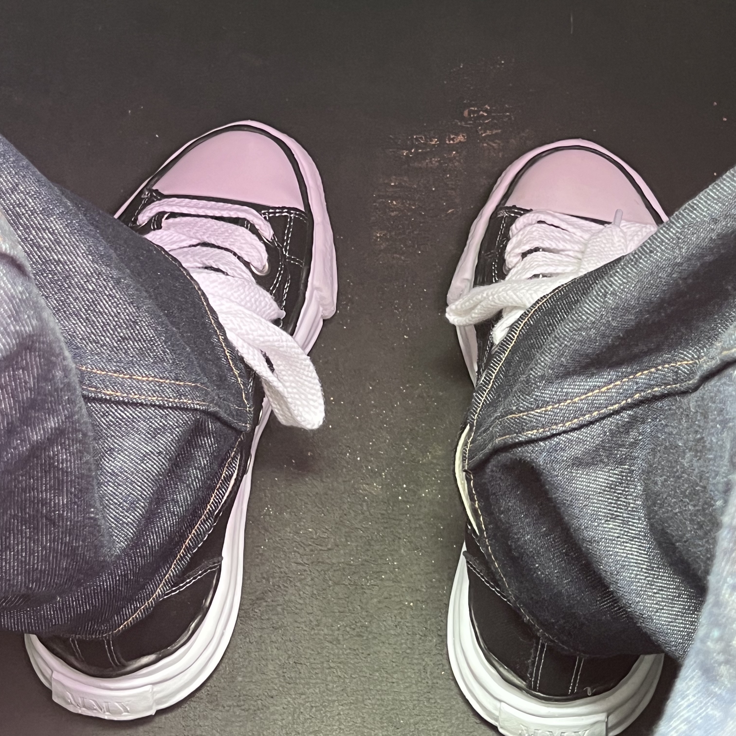 Maison Mihara Yasuhiro Peterson OG Sole Canvas Low Sneakers Black, Auralee Hard Twist Denim Wide Pants Indigo 착용 스타일