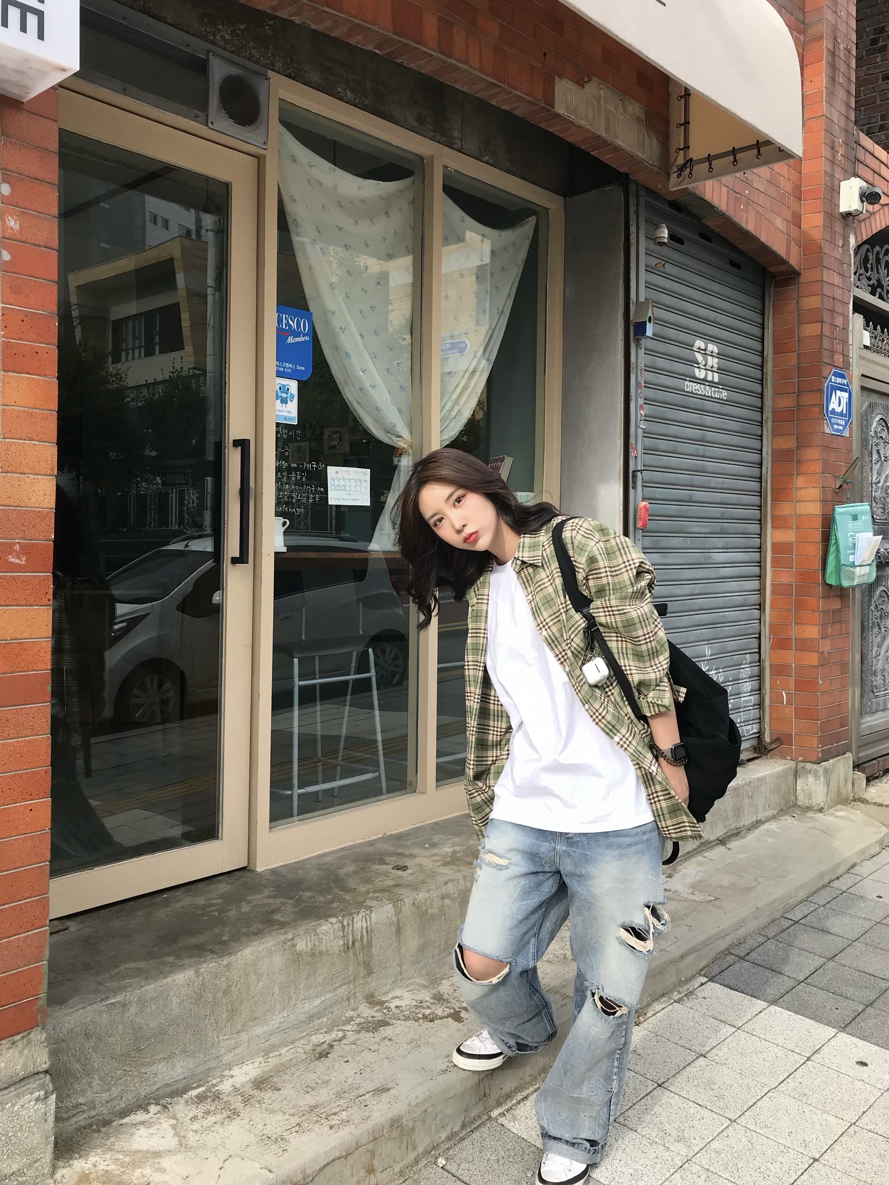 Converse x Moncler x Fragment Chuck 70 Ox White 착용 스타일 - 1