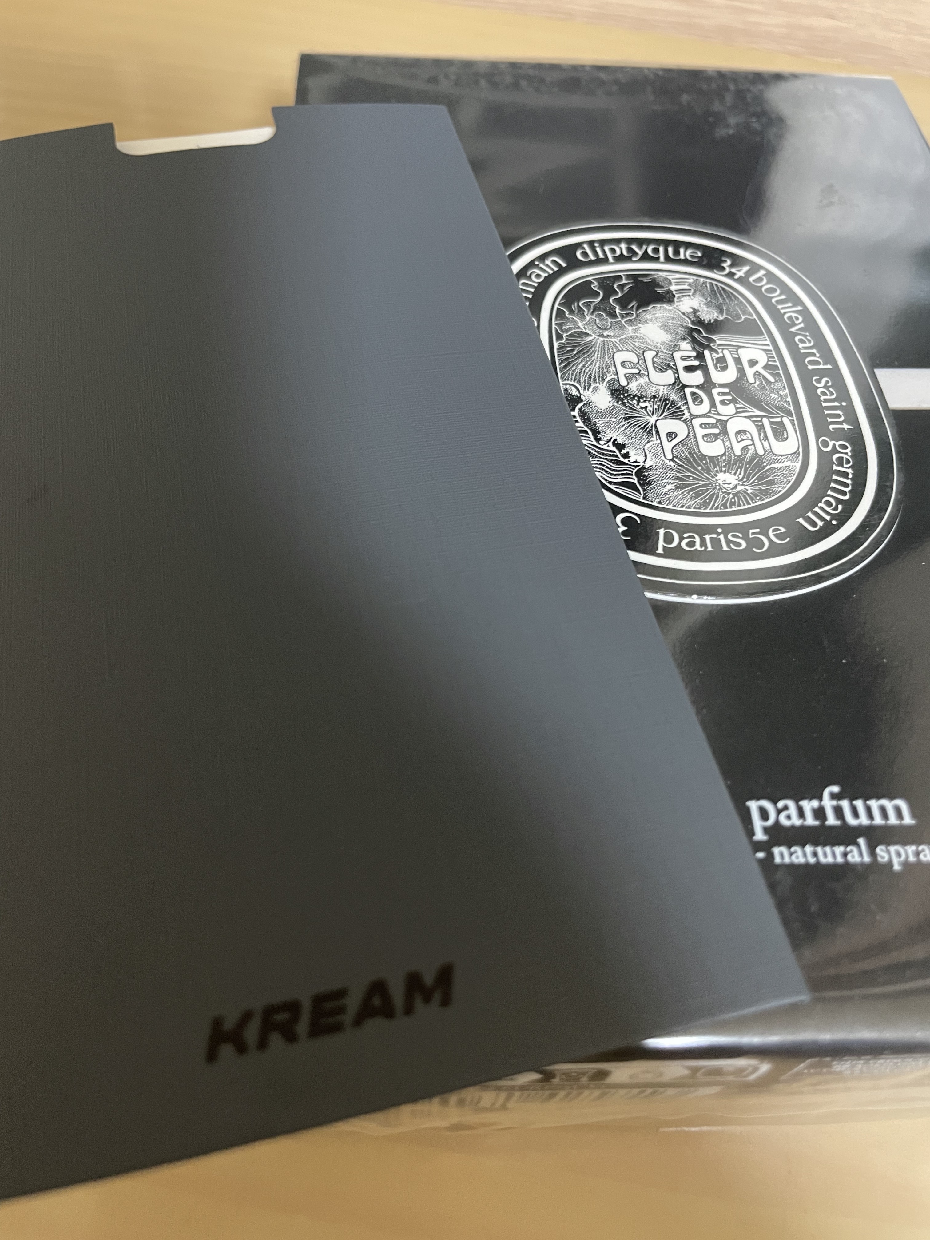 Diptyque Fleur De Peau Eau De Parfum 75ml 착용 스타일