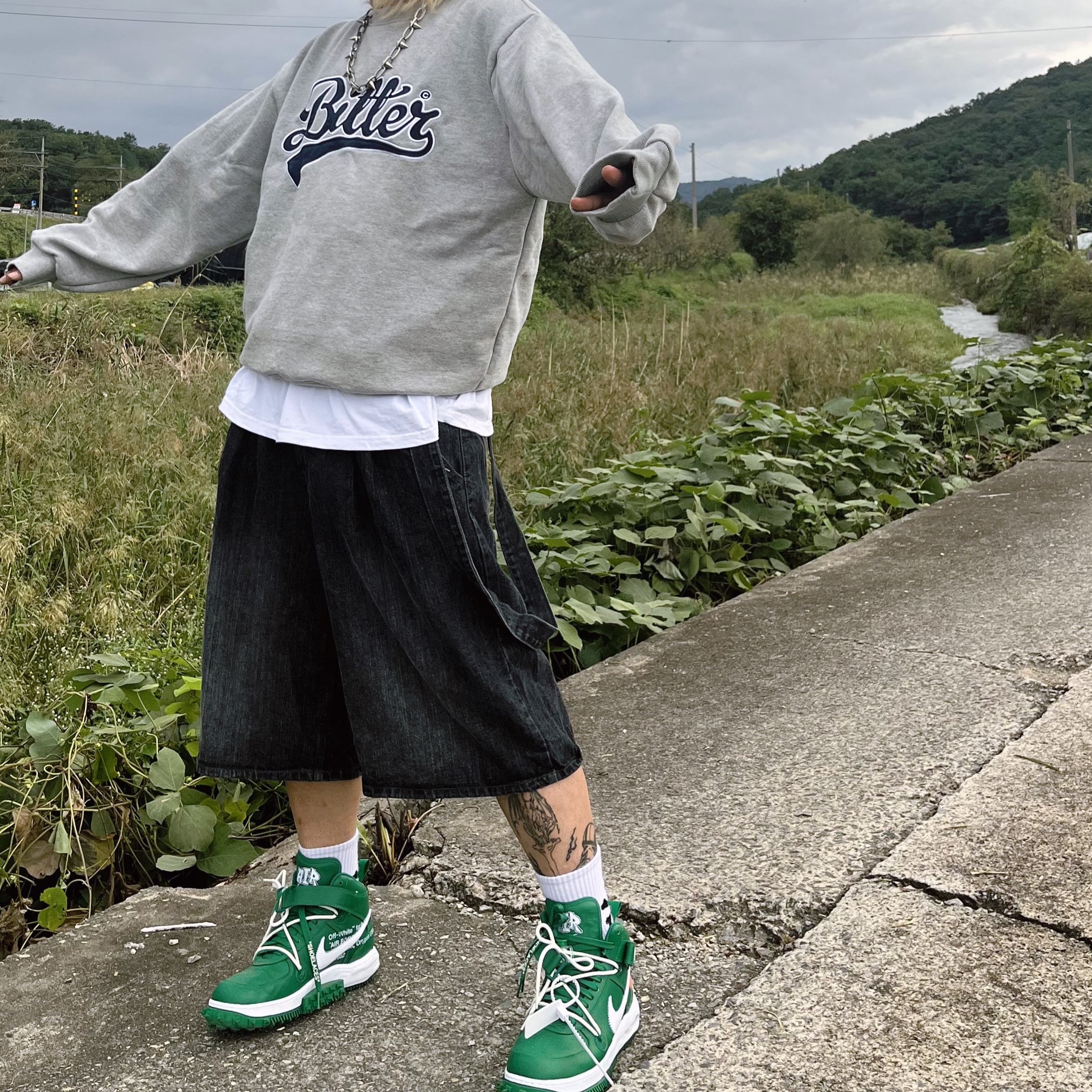 Nike x Off-White Air Force 1 Mid SP Leather Pine Green 착용 스타일 - 2