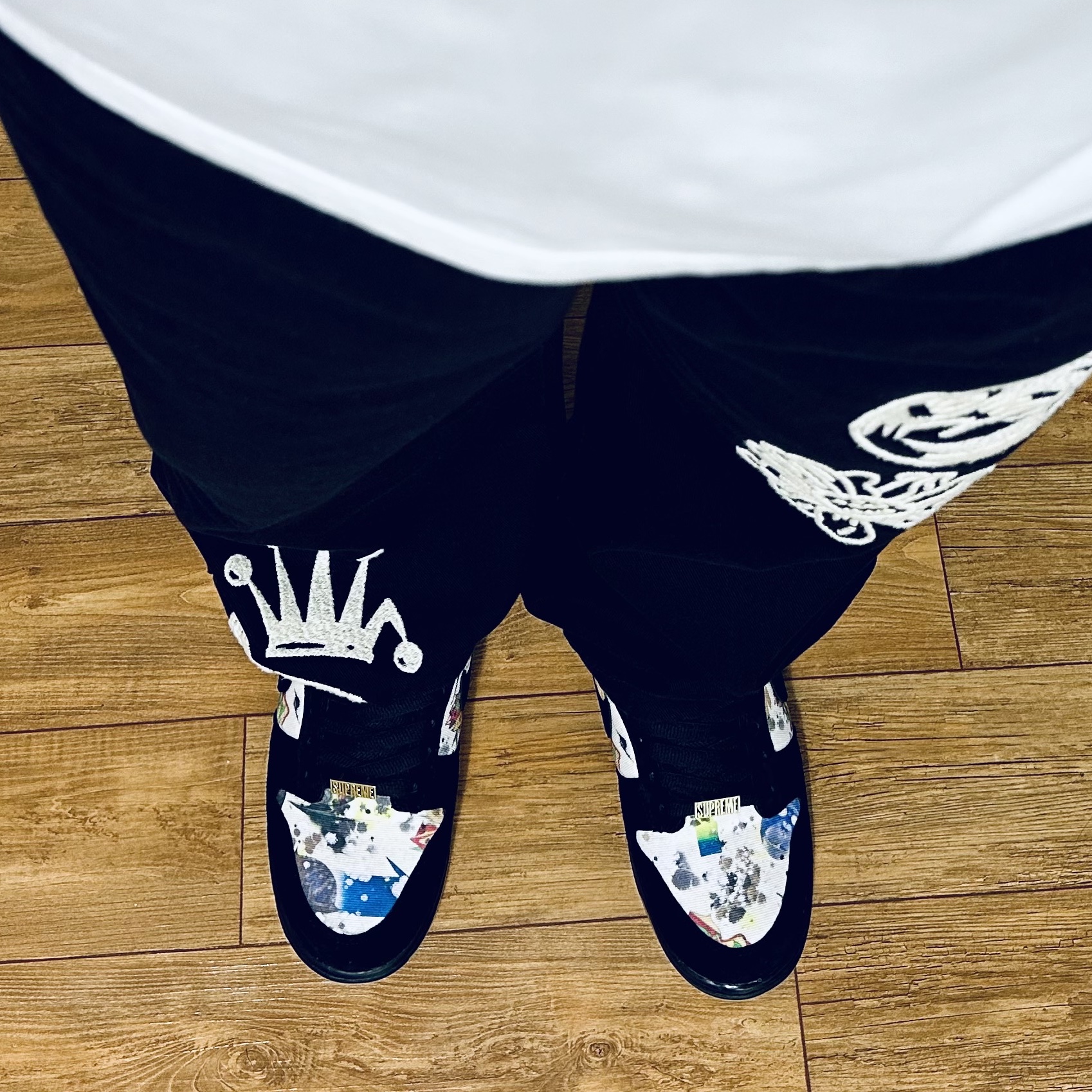 Stussy Noma Icon Beach Pants Washed Black, Nike x Supreme SB Dunk Low QS Rammellzee Black 착용 스타일
