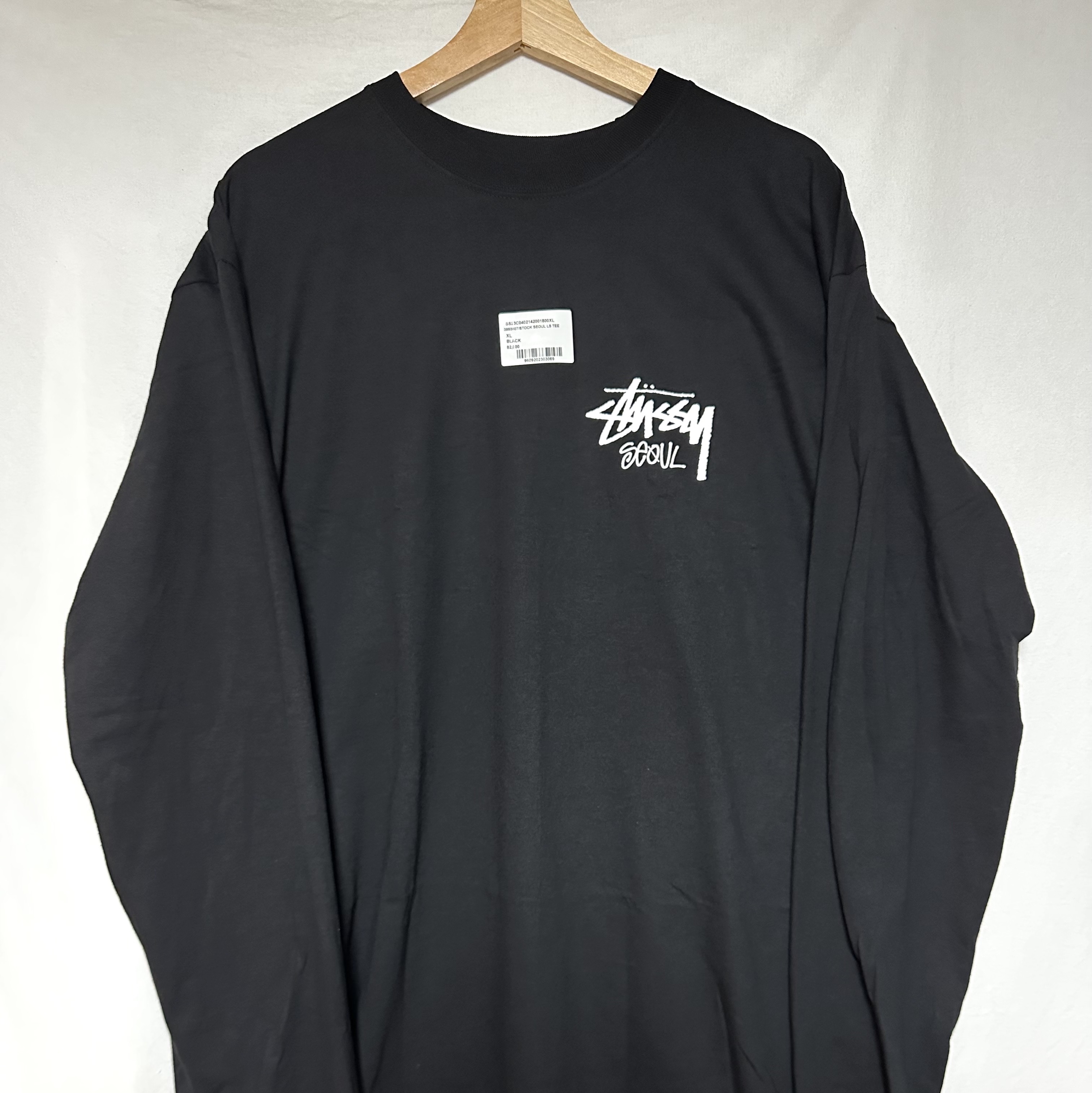 Stussy Stock Seoul LS T-Shirt Black 2023 착용 스타일 - 1