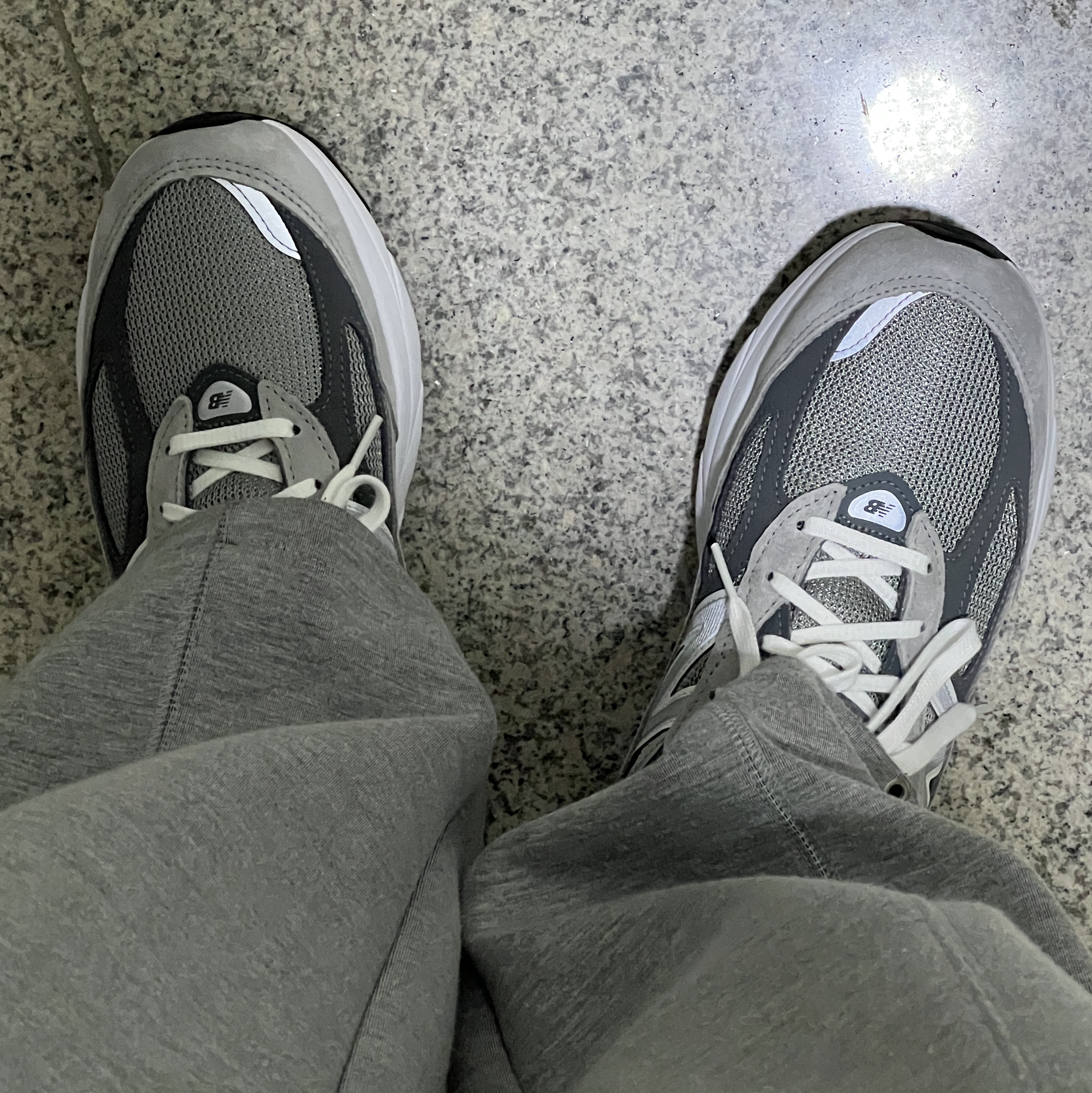 New Balance 990v6 Made in USA Grey - D Standard 착용 스타일