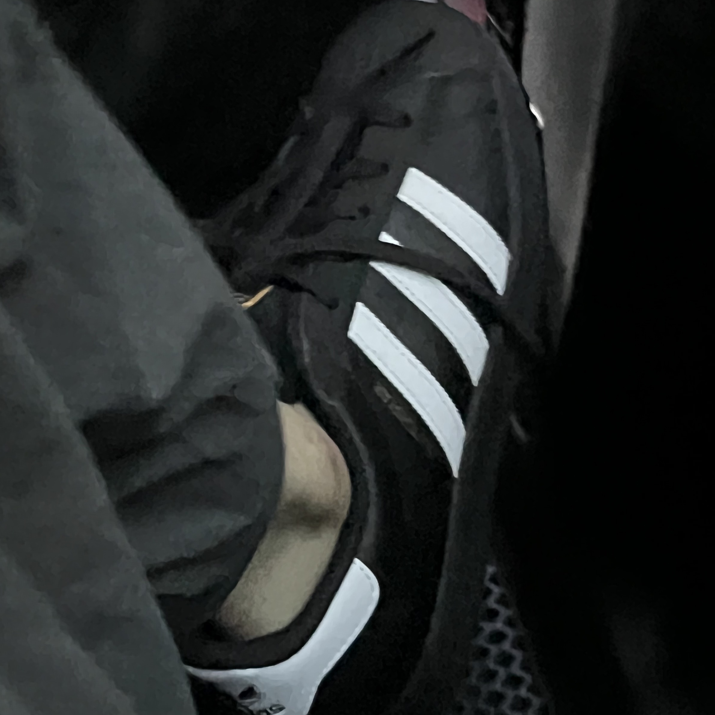 (J) Adidas Superstar Black White 착용 스타일