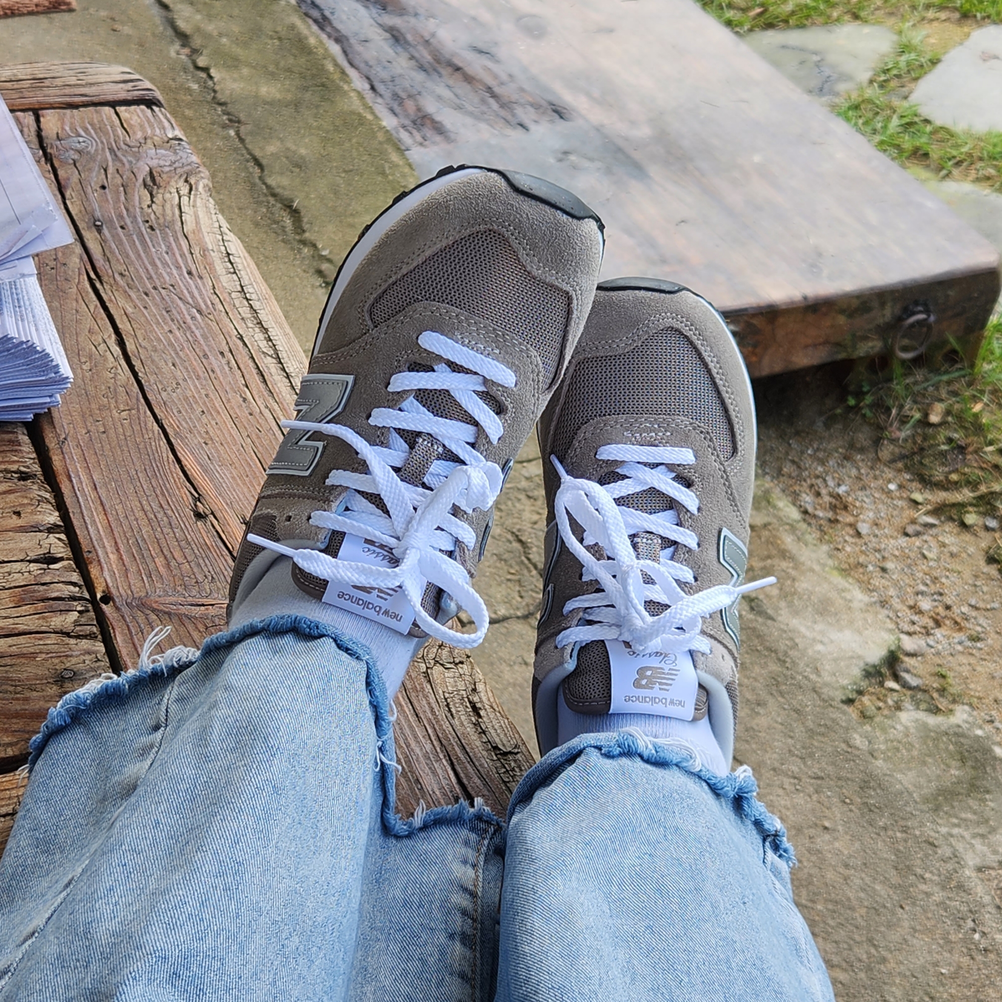 (W) New Balance 574 Worn By Anyone Grey - B Standard 착용 스타일