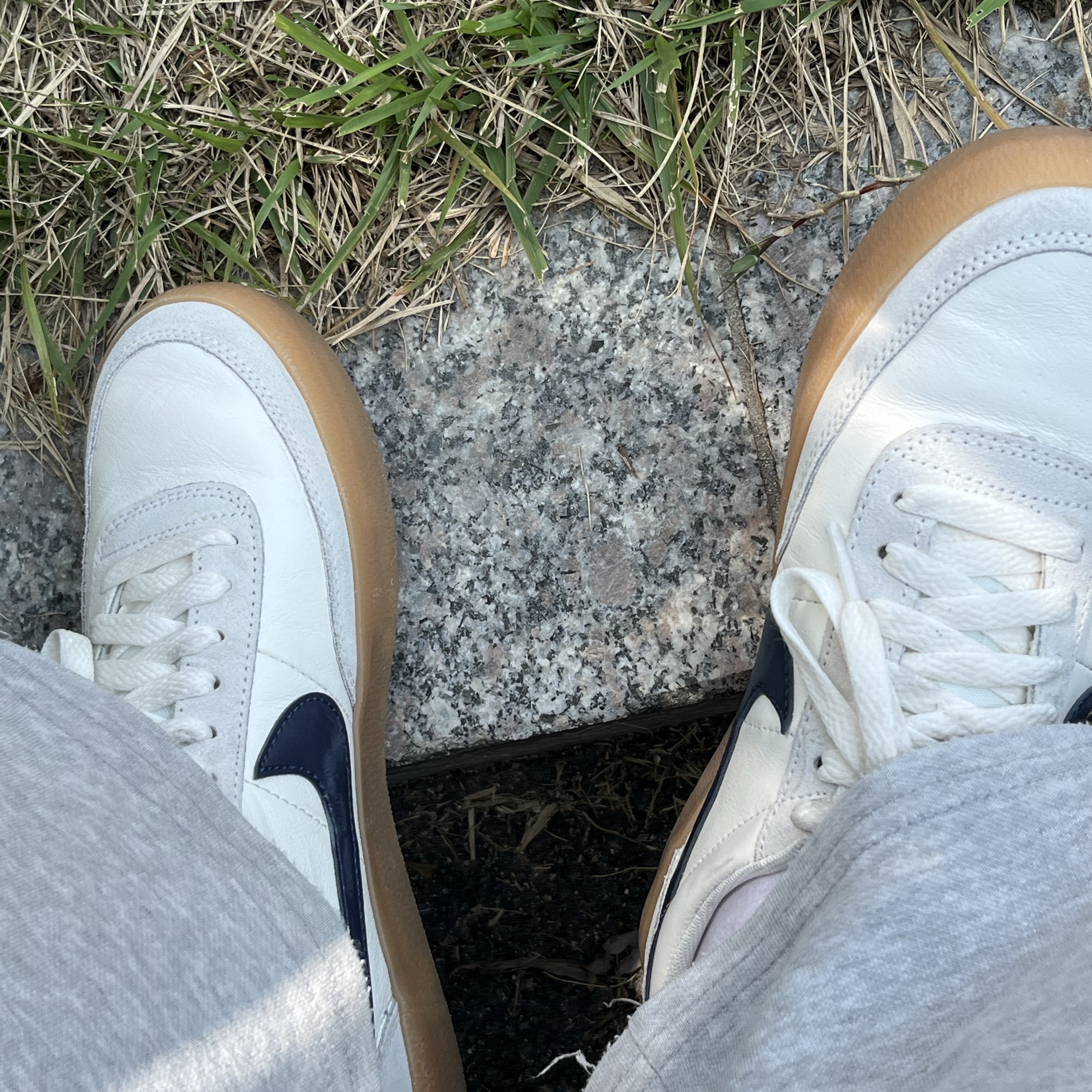 Nike x J.Crew Killshot 2 Sail Midnight Navy 착용 스타일