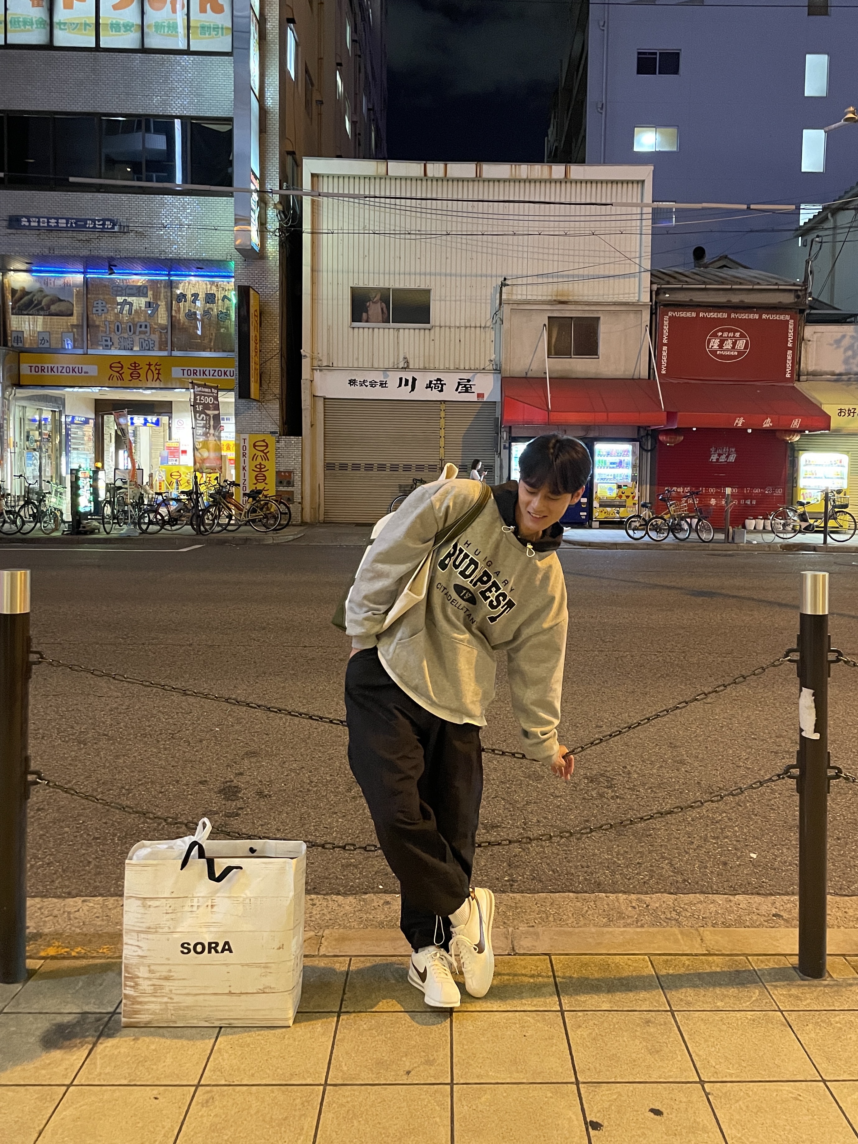 Supreme Punched Denim Camp Cap Washed Indigo - 23FW, (W) Nike Cortez Sail Cacao Wow 착용 스타일 - 2