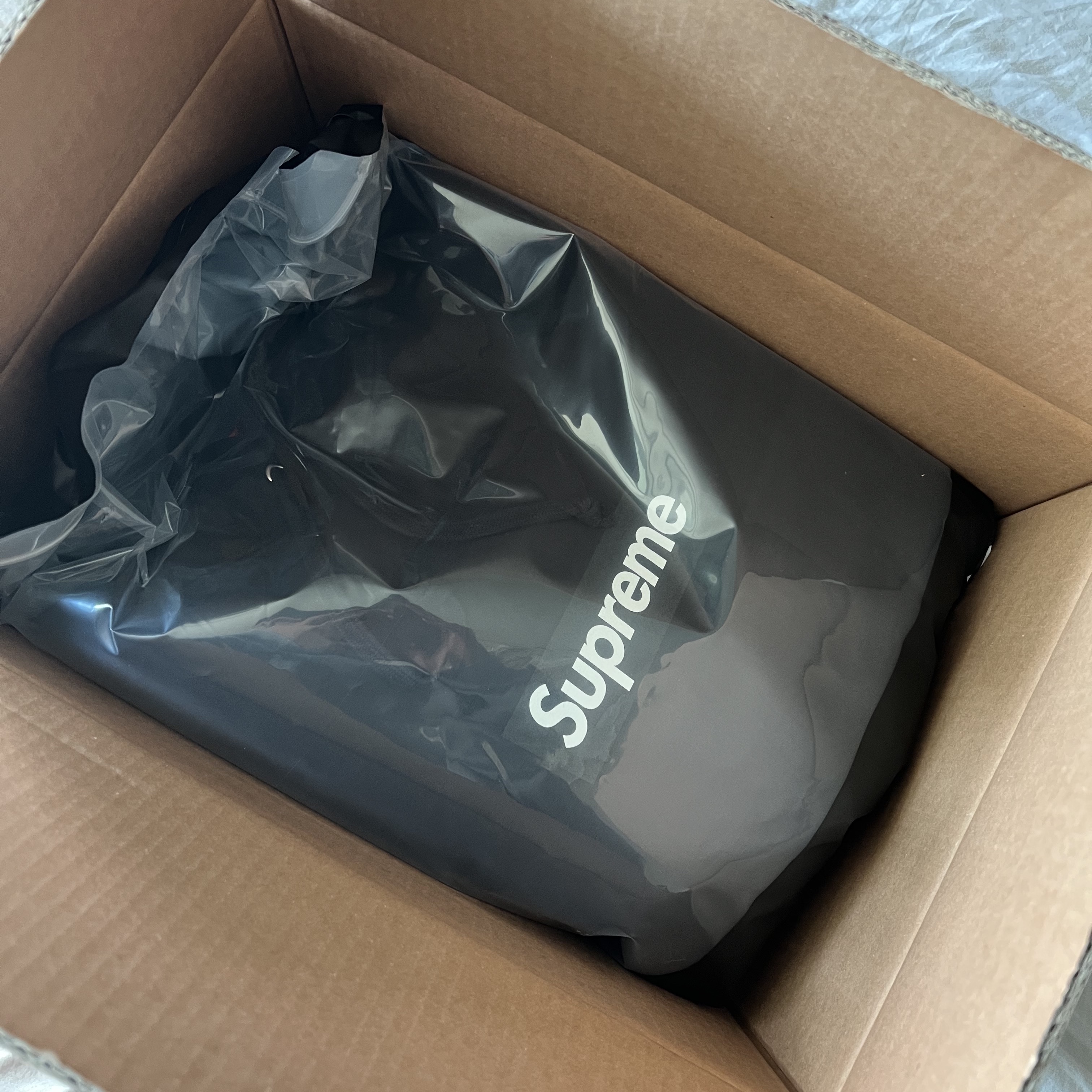 Supreme Seoul Box Logo Hooded Sweatshirt Black - 23FW 착용 스타일