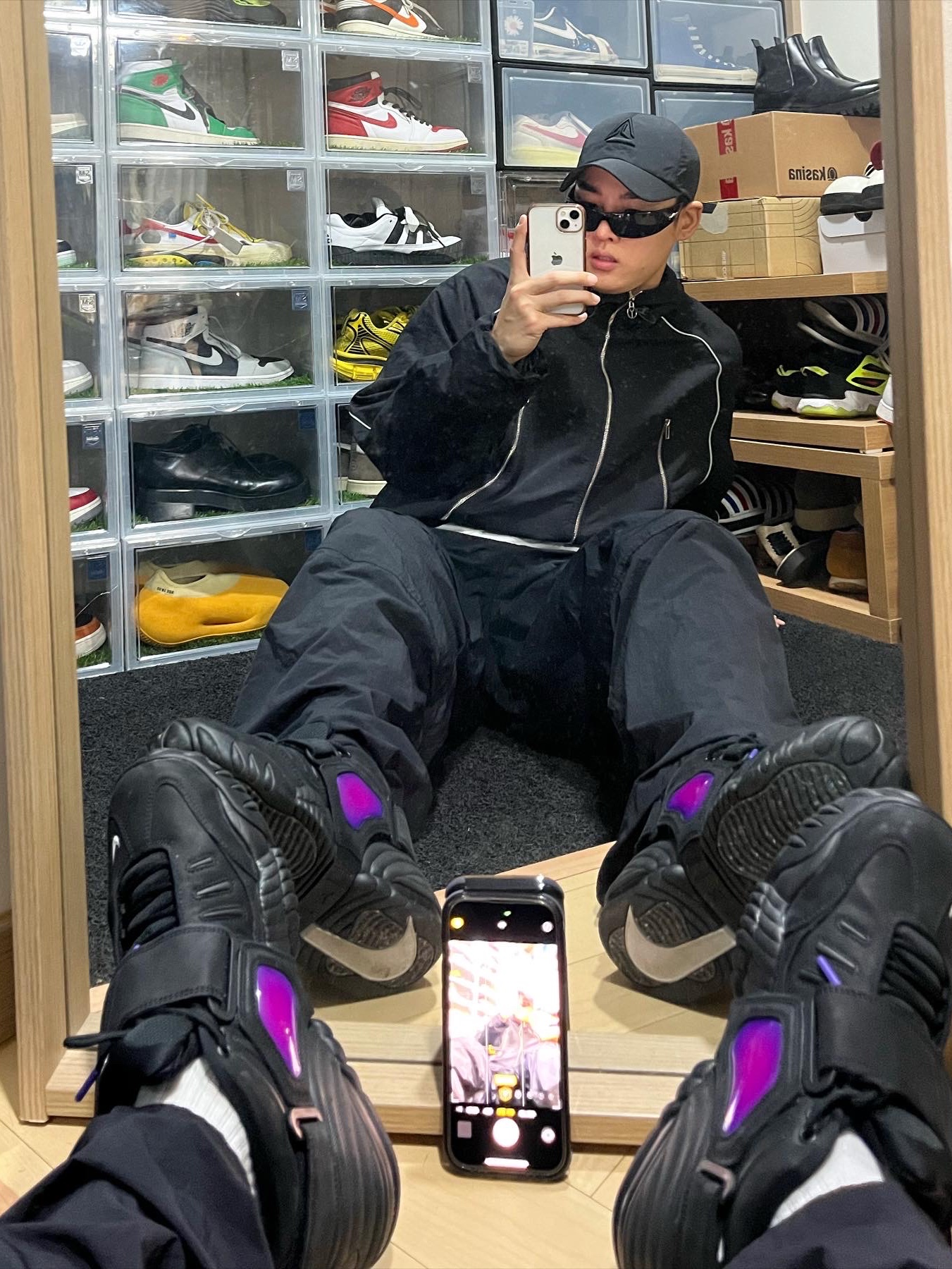 Nike x Ambush Air Adjust Force SP Black and Psychic Purple 착용 스타일