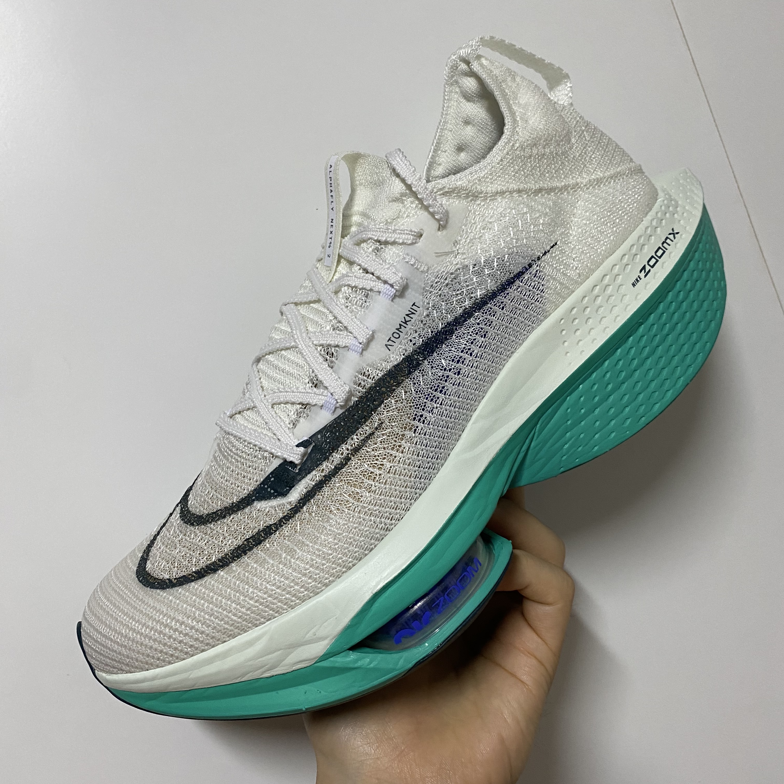 Nike Air Zoom Alphafly Next% 2 White Clear Jade 착용 스타일