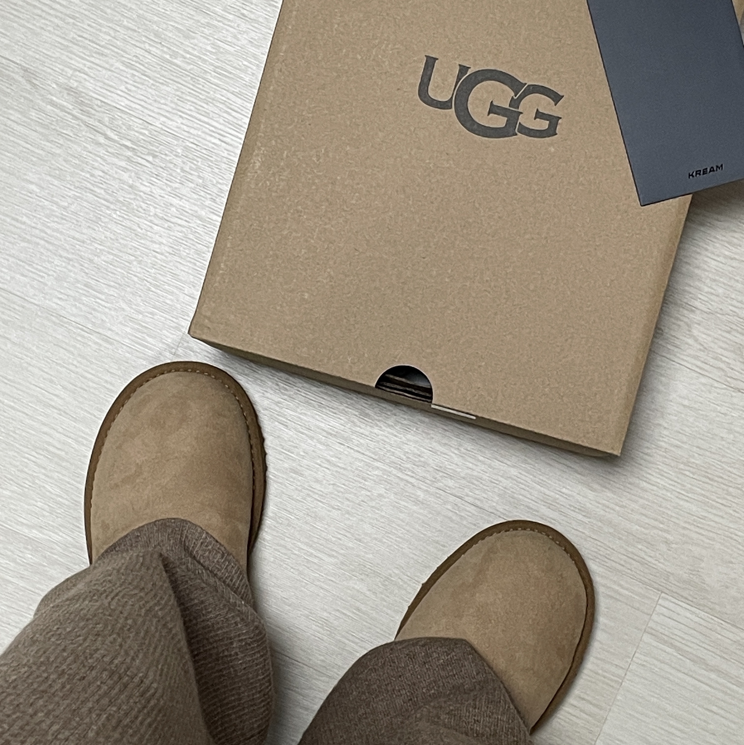 (W) UGG Classic Mini II Boots Chestnut 착용 스타일