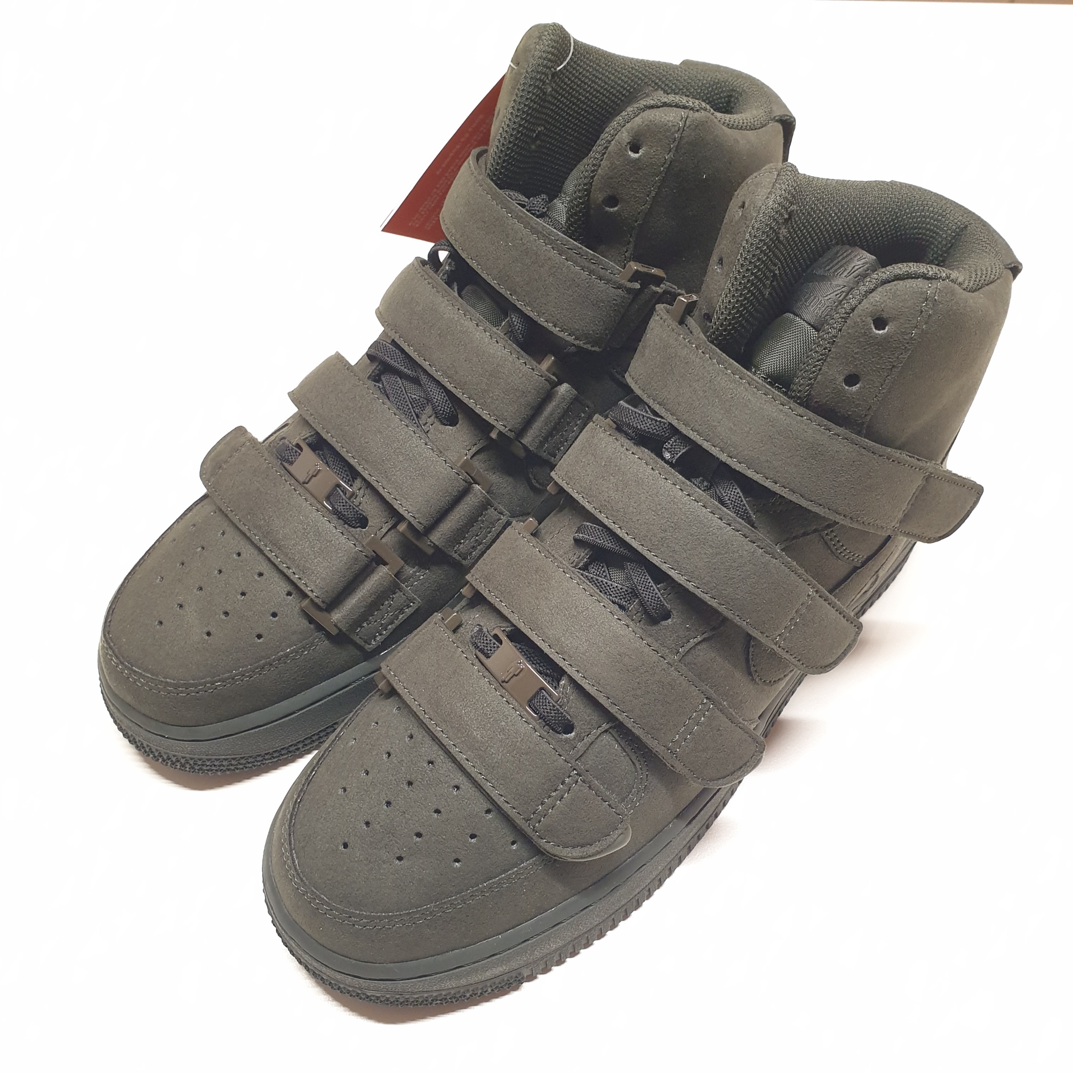 Nike x Billie Eilish Air Force 1 High '07 SP Sequoia 착용 스타일 - 1