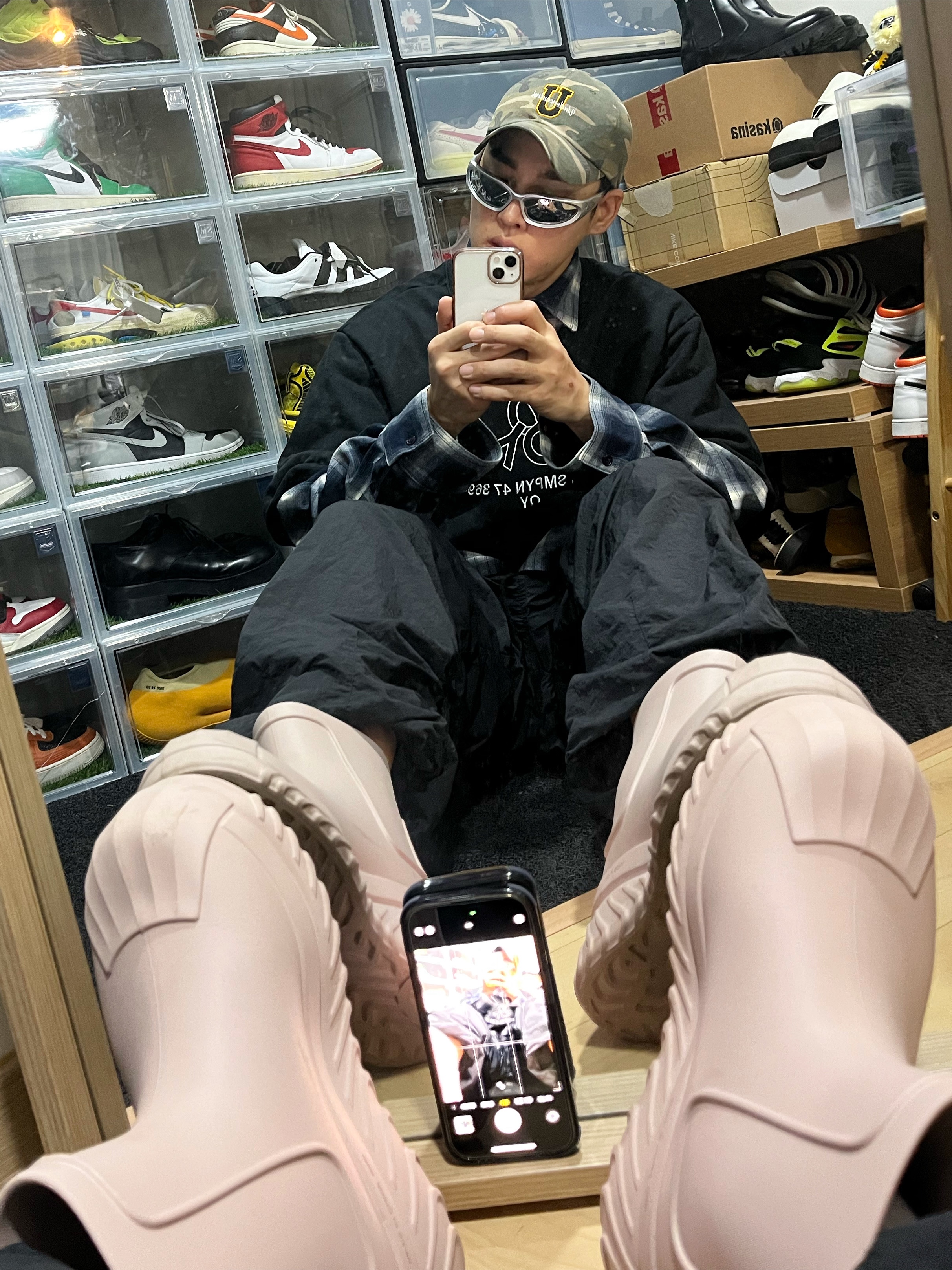 (W) Adidas Adifom Superstar Boot Wonder Taupe, Adidas Yeezy Knit RNR Sulfur 착용 스타일