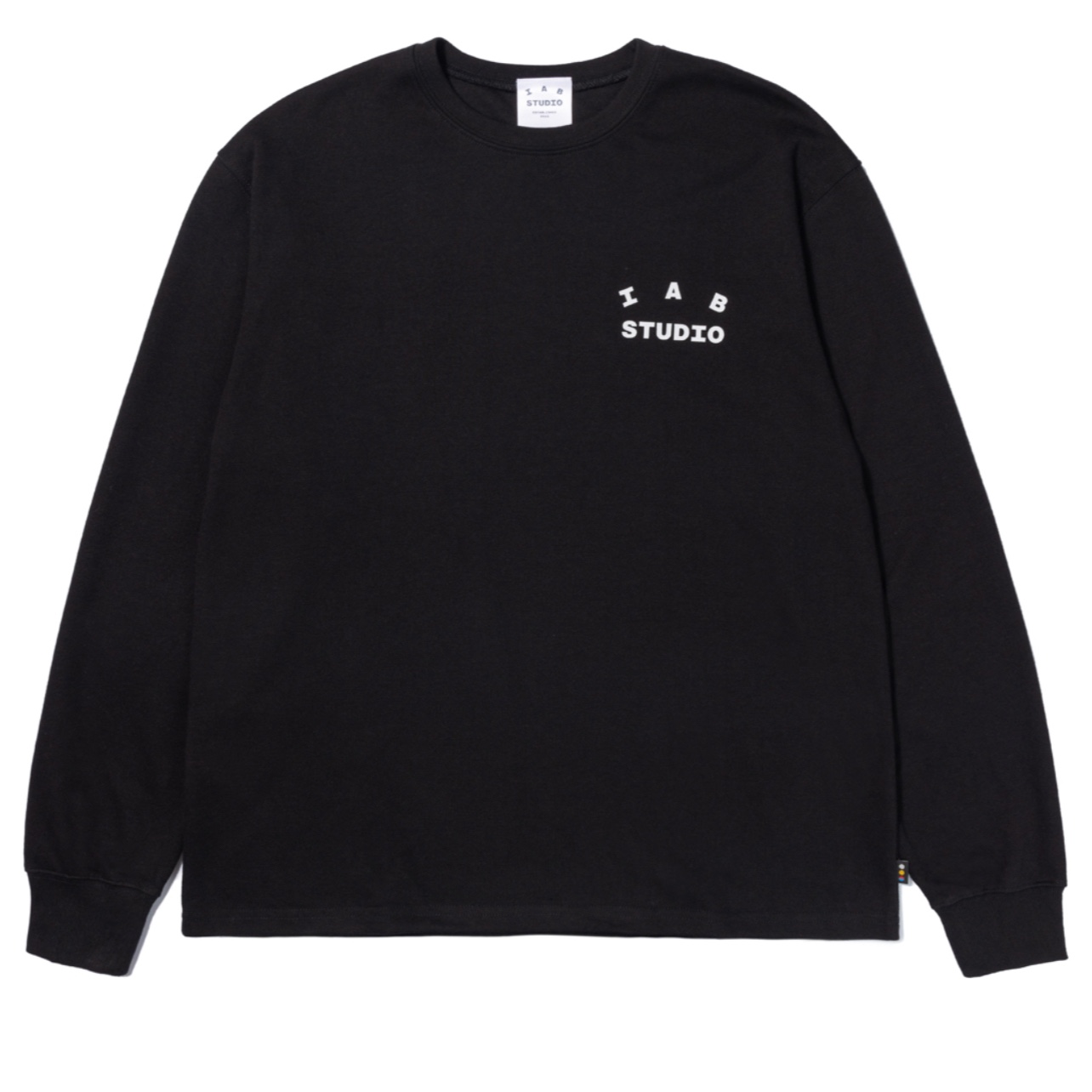 IAB Studio Long Sleeve Black - 23FW 착용 스타일 - 1