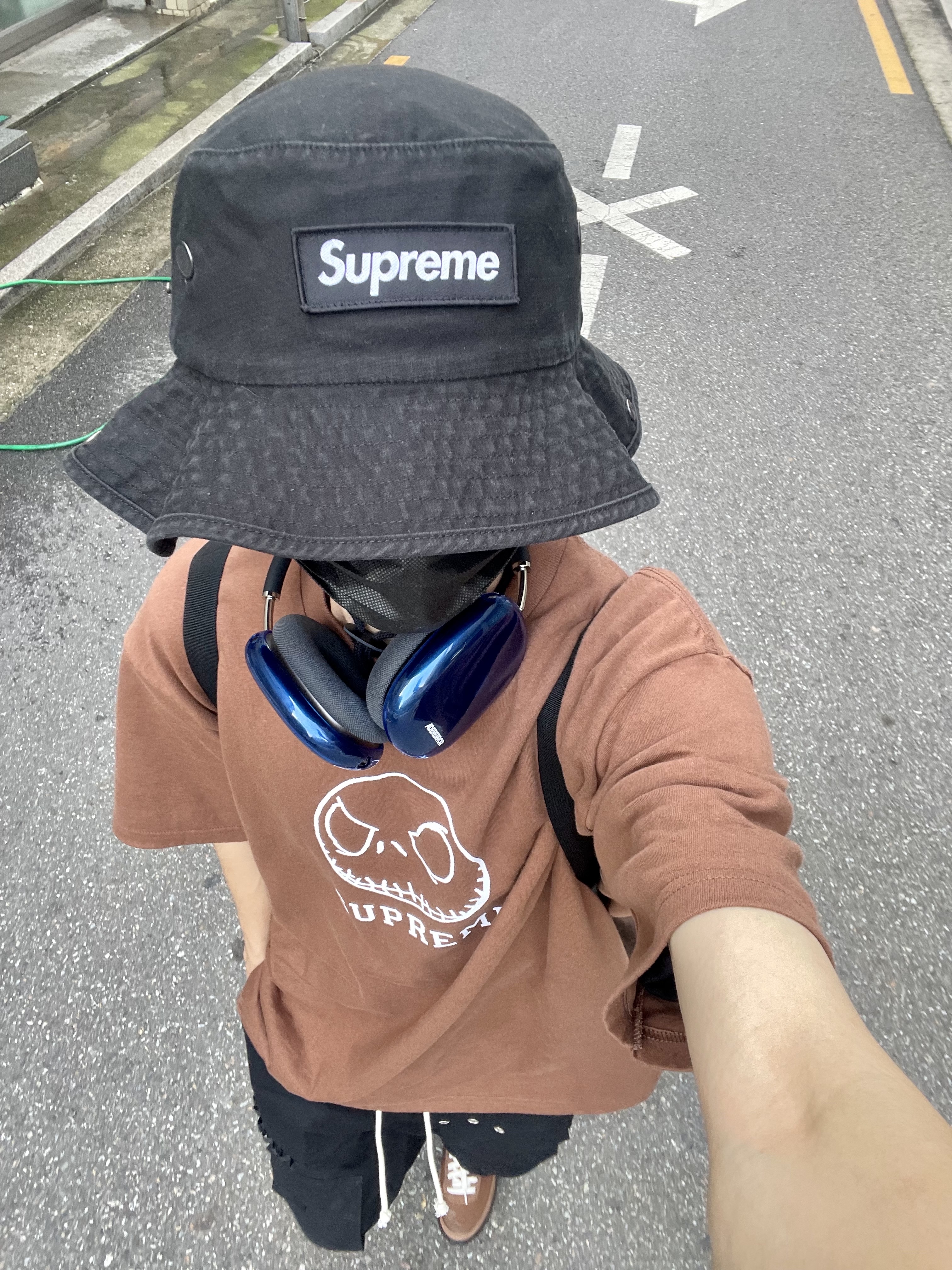 Nike x Tom Sachs General Purpose Shoe Brown, Supreme Skeleton T-Shirt Brown - 23FW 착용 스타일 - 4