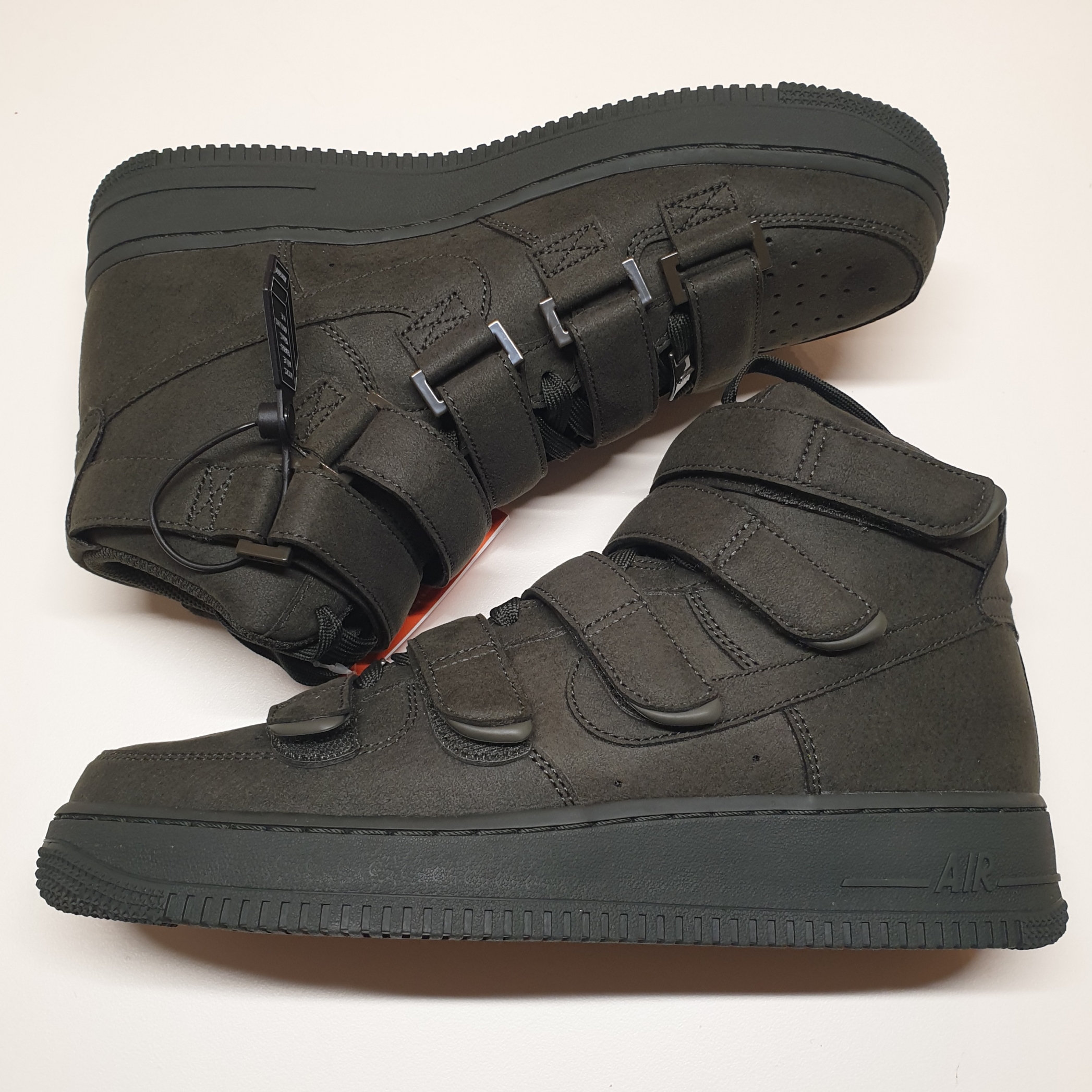 Nike x Billie Eilish Air Force 1 High '07 SP Sequoia 착용 스타일 - 3