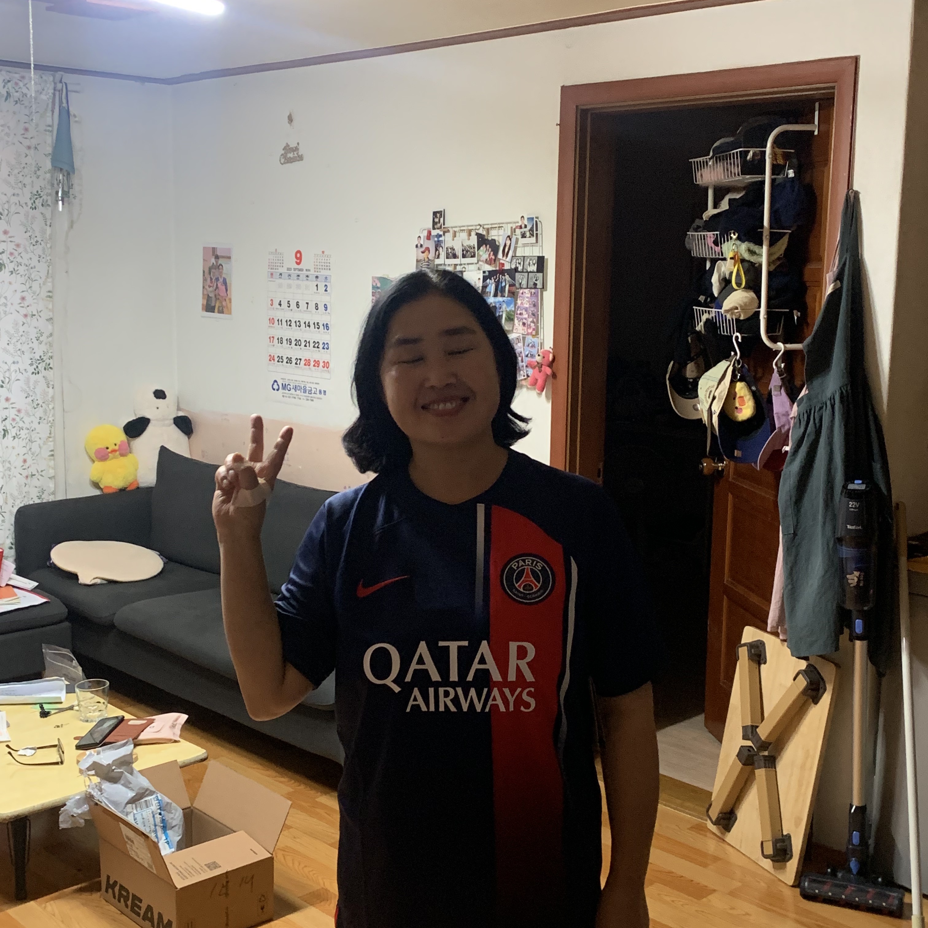 Nike Paris Saint-Germain 2023/24 Dri-Fit Stadium Home Jersey Midnight Navy (Non Marking Ver.) 착용 스타일