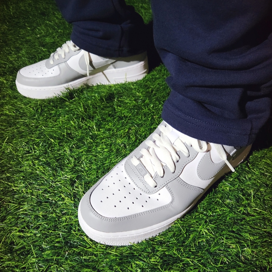 Nike Air Force 1 Low White Grey 착용 스타일 - 5