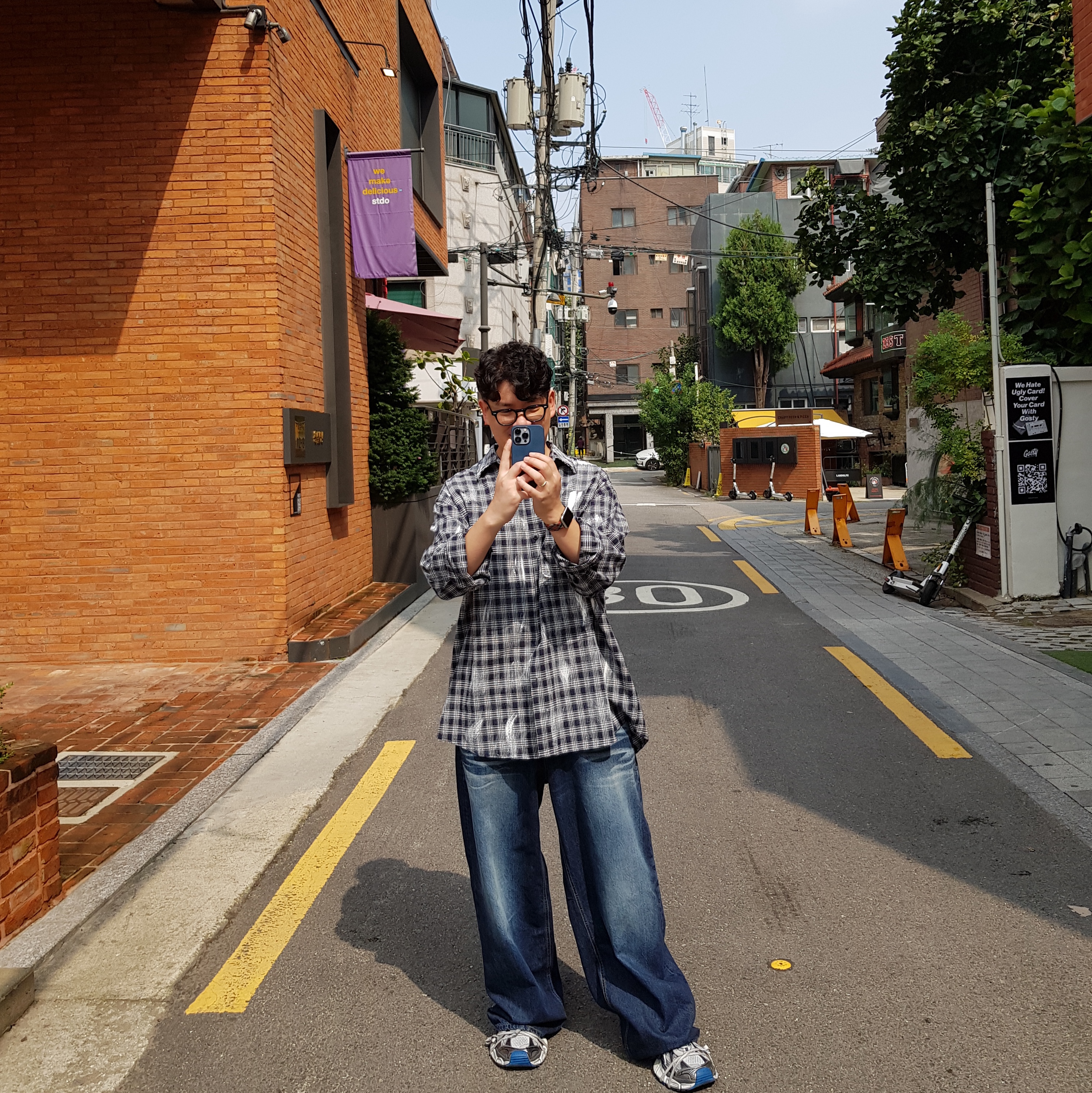 Balenciaga 3XL Sneakers Grey White Blue 착용 스타일 - 3